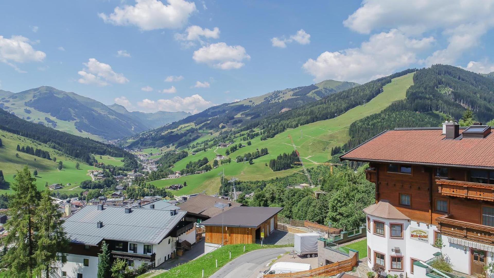 Appartement-Gästehaus Marie Anderl view 3