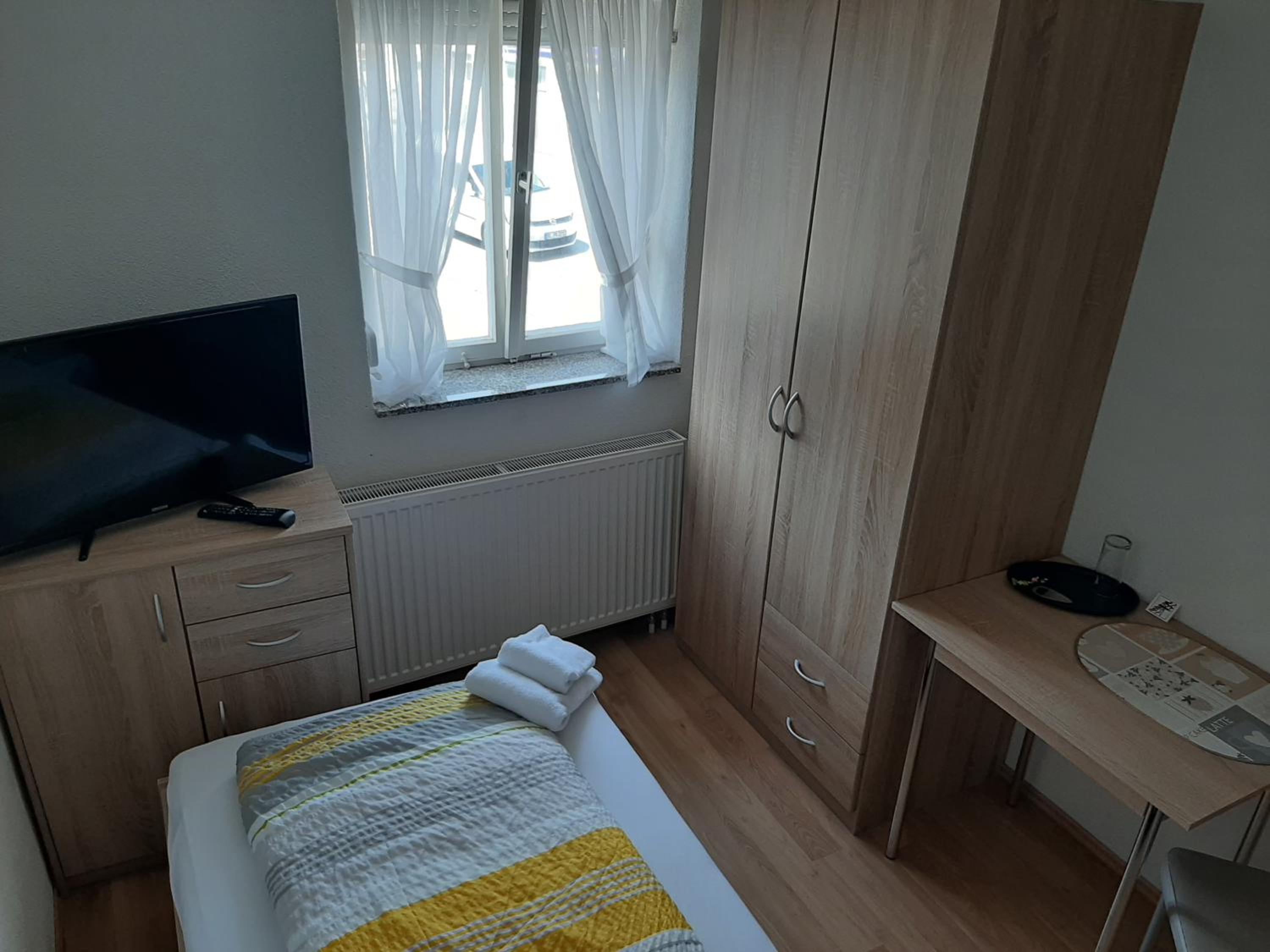 Photo 11