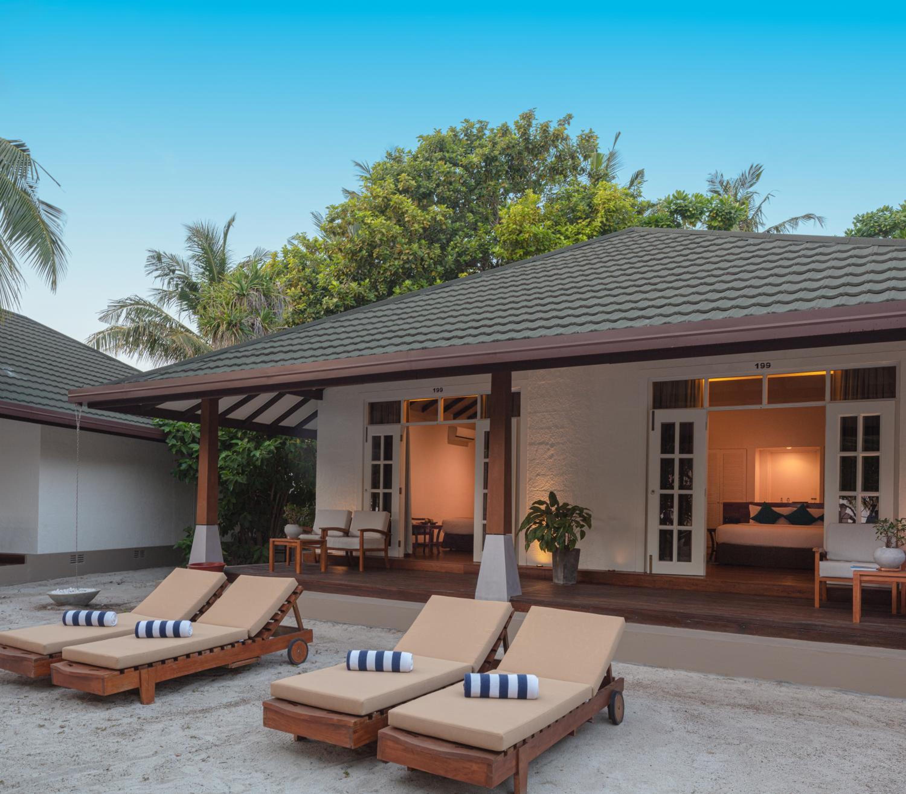 Adaaran Select Meedhupparu - with Dine around Premium All inclusive - 24 hours