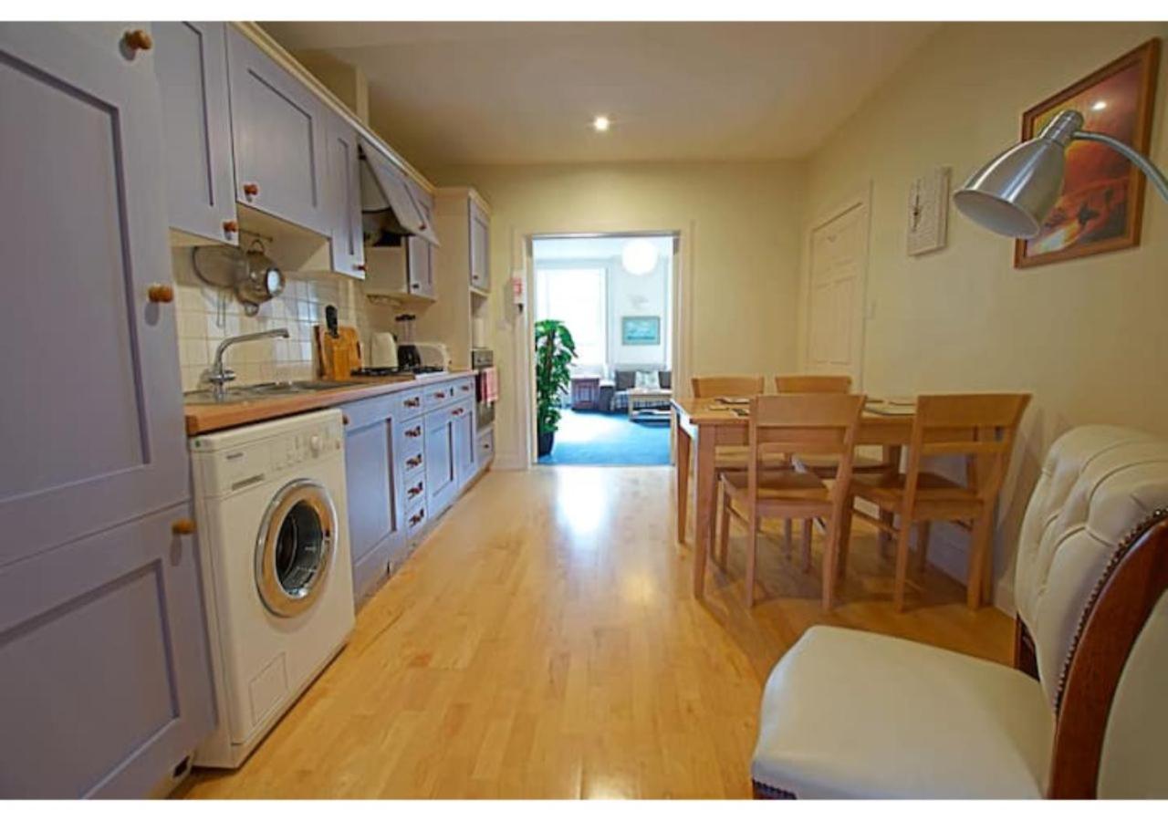 JOIVY Gorgeous 2-bed flat near Edinburgh Castle