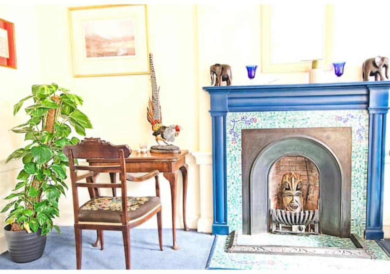 JOIVY Gorgeous 2-bed flat near Edinburgh Castle