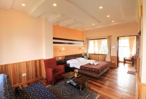 Darjeeling Tourist Lodge view 2