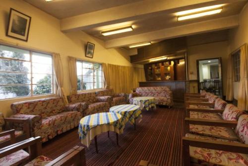 Darjeeling Tourist Lodge view 3