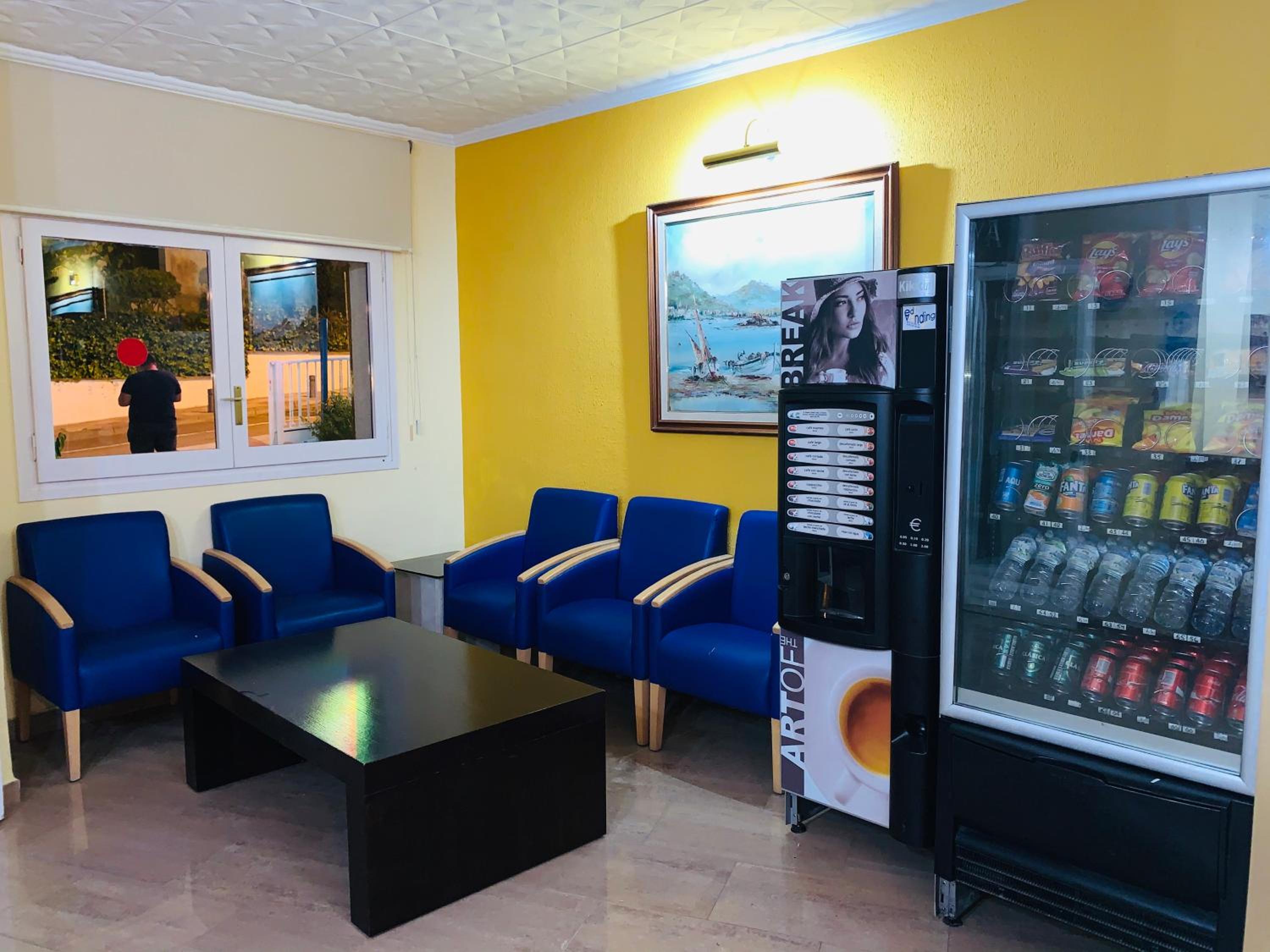Eva Aparthotel