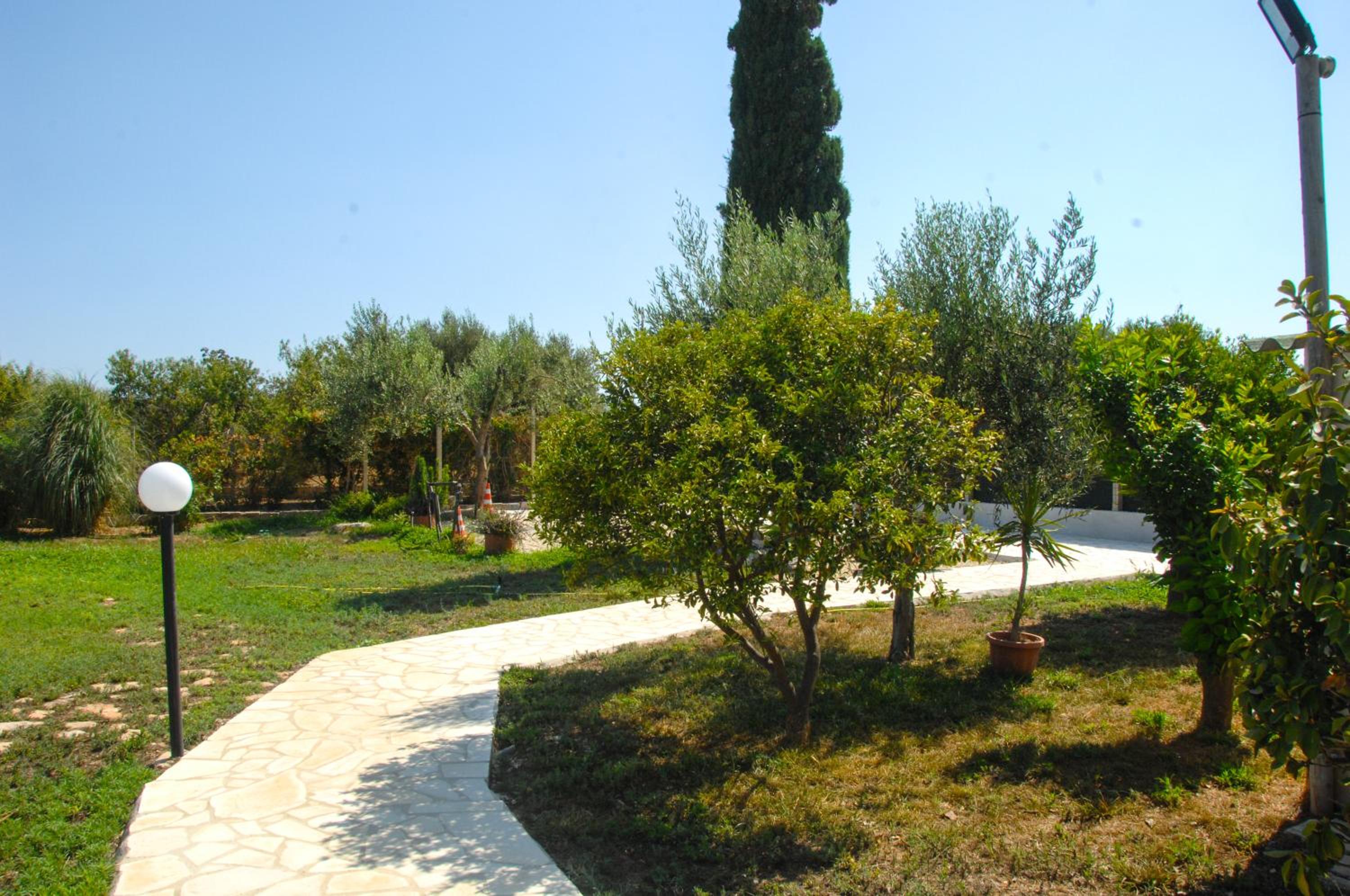Villa Giummarito B & B