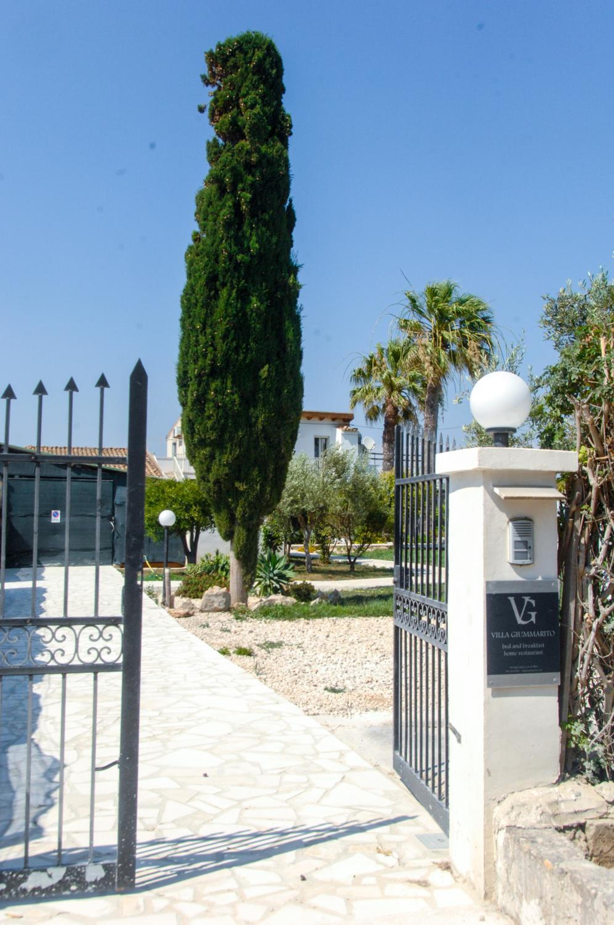 Villa Giummarito B & B