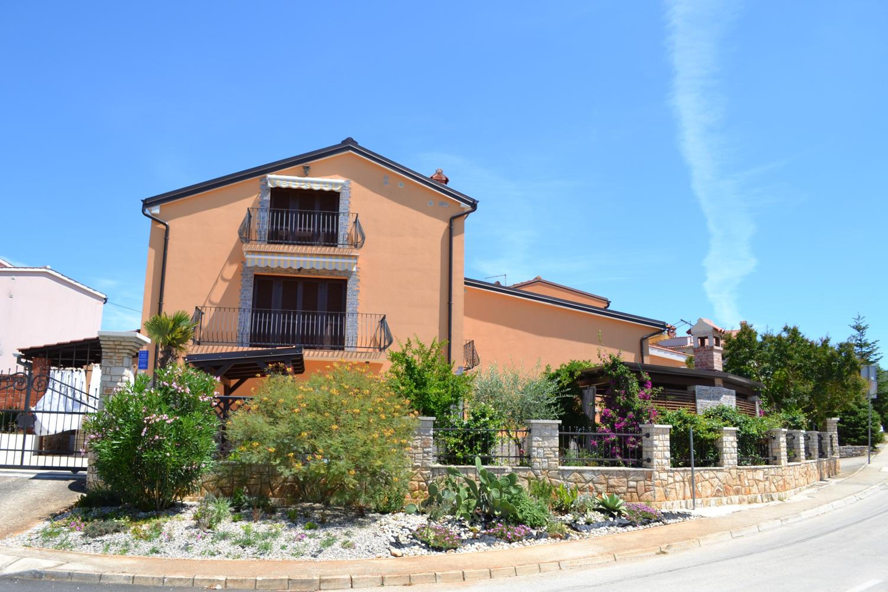 Viola Istra Guest House view 5