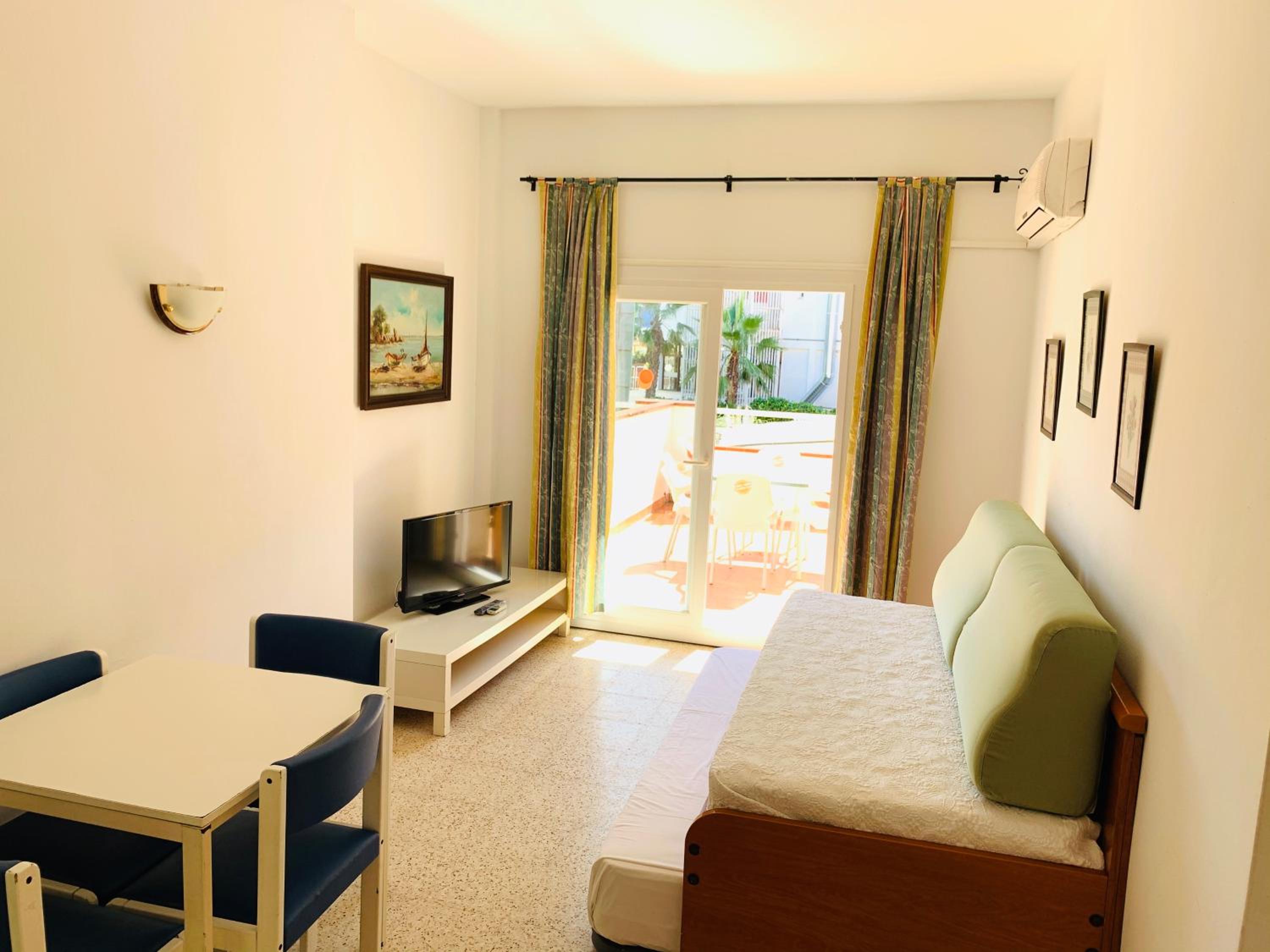 Eva Aparthotel