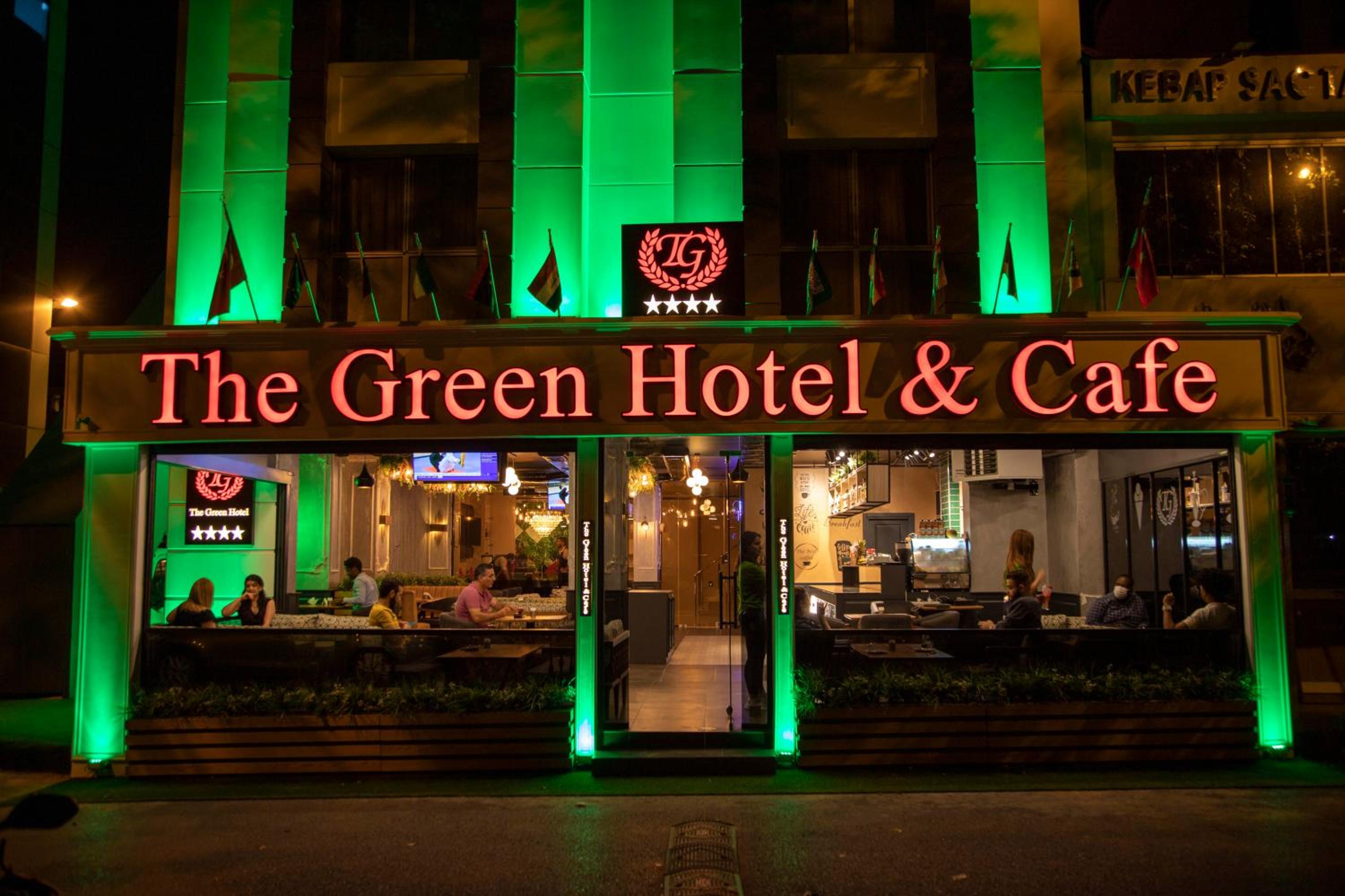 THE GREEN HOTEL - Image 8