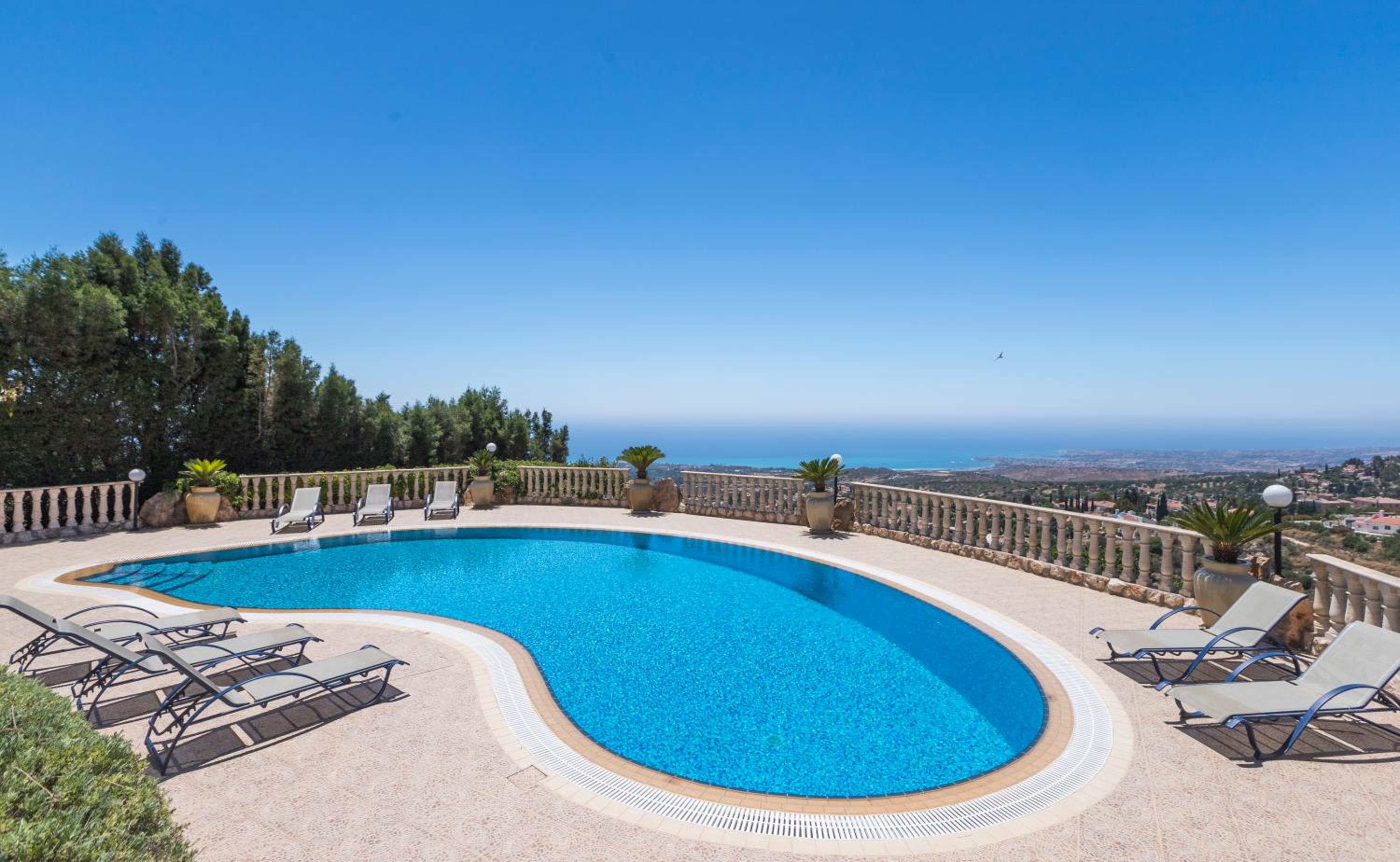 Resitour - Kamares Village view 2