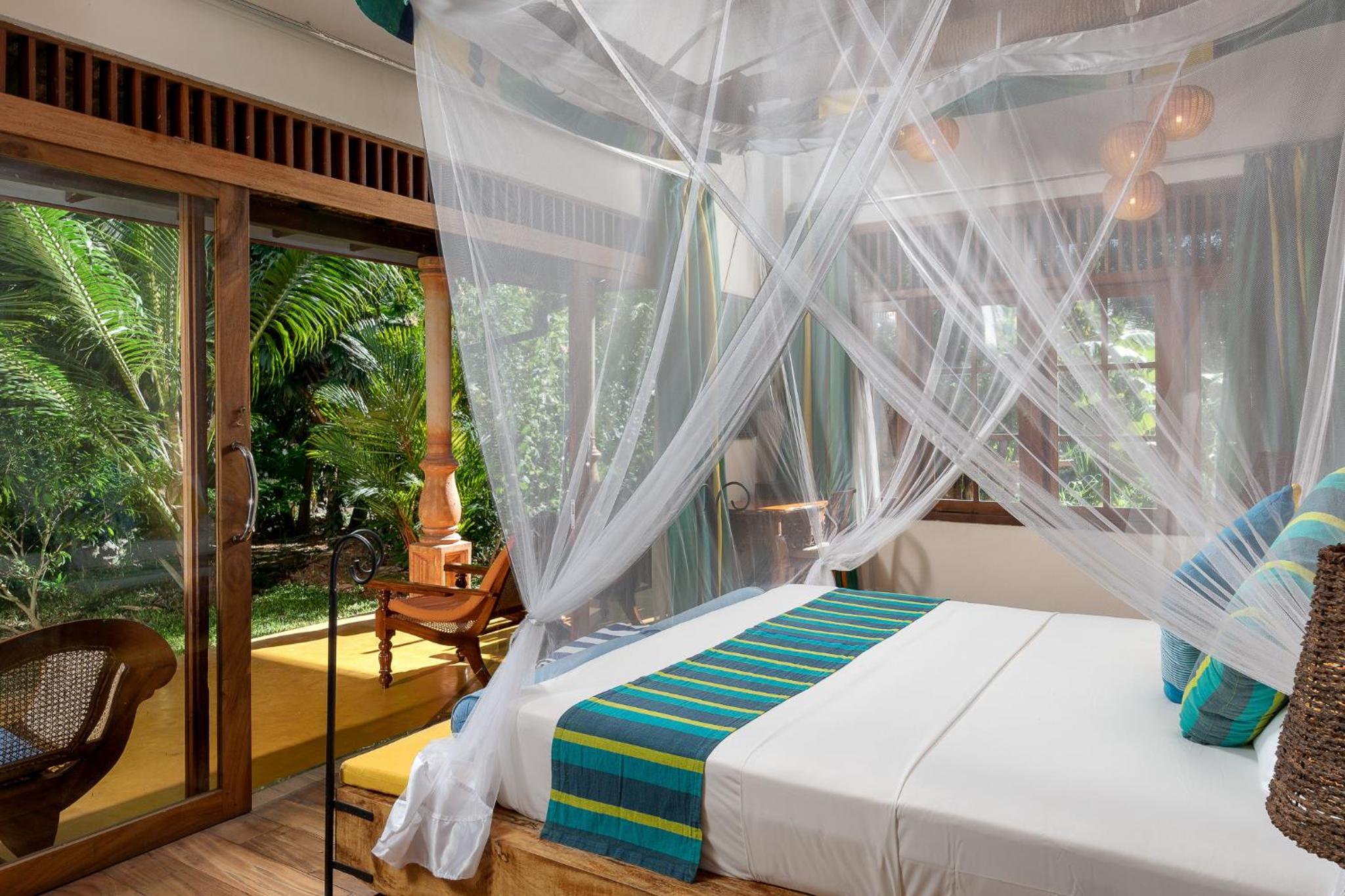 D Canal House