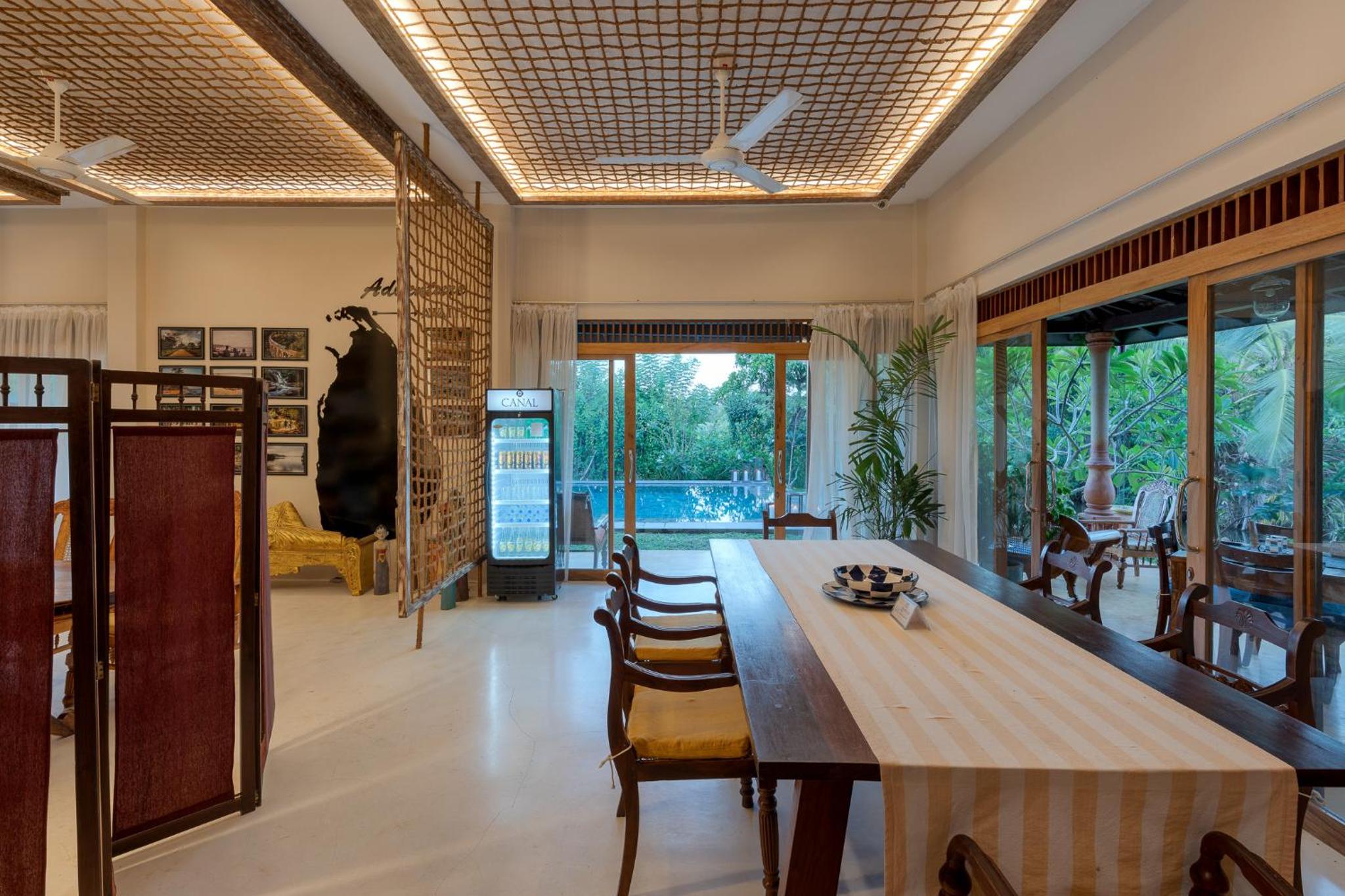 D Canal House
