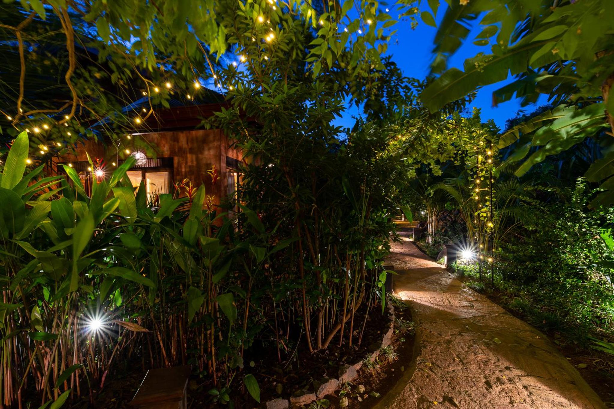 D Canal House