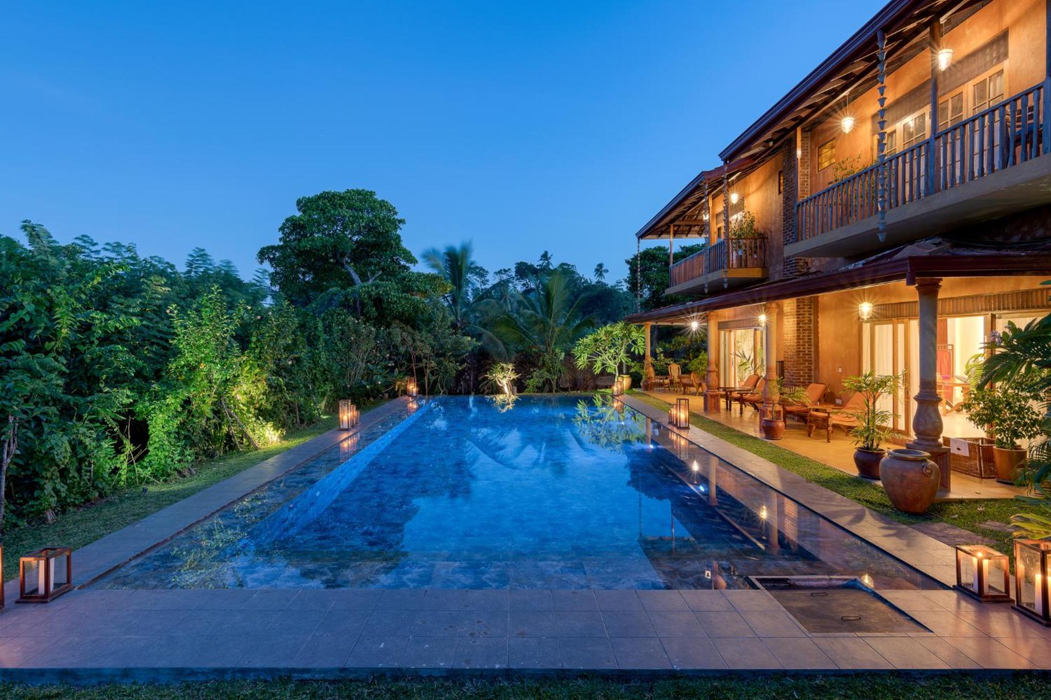 D Canal House
