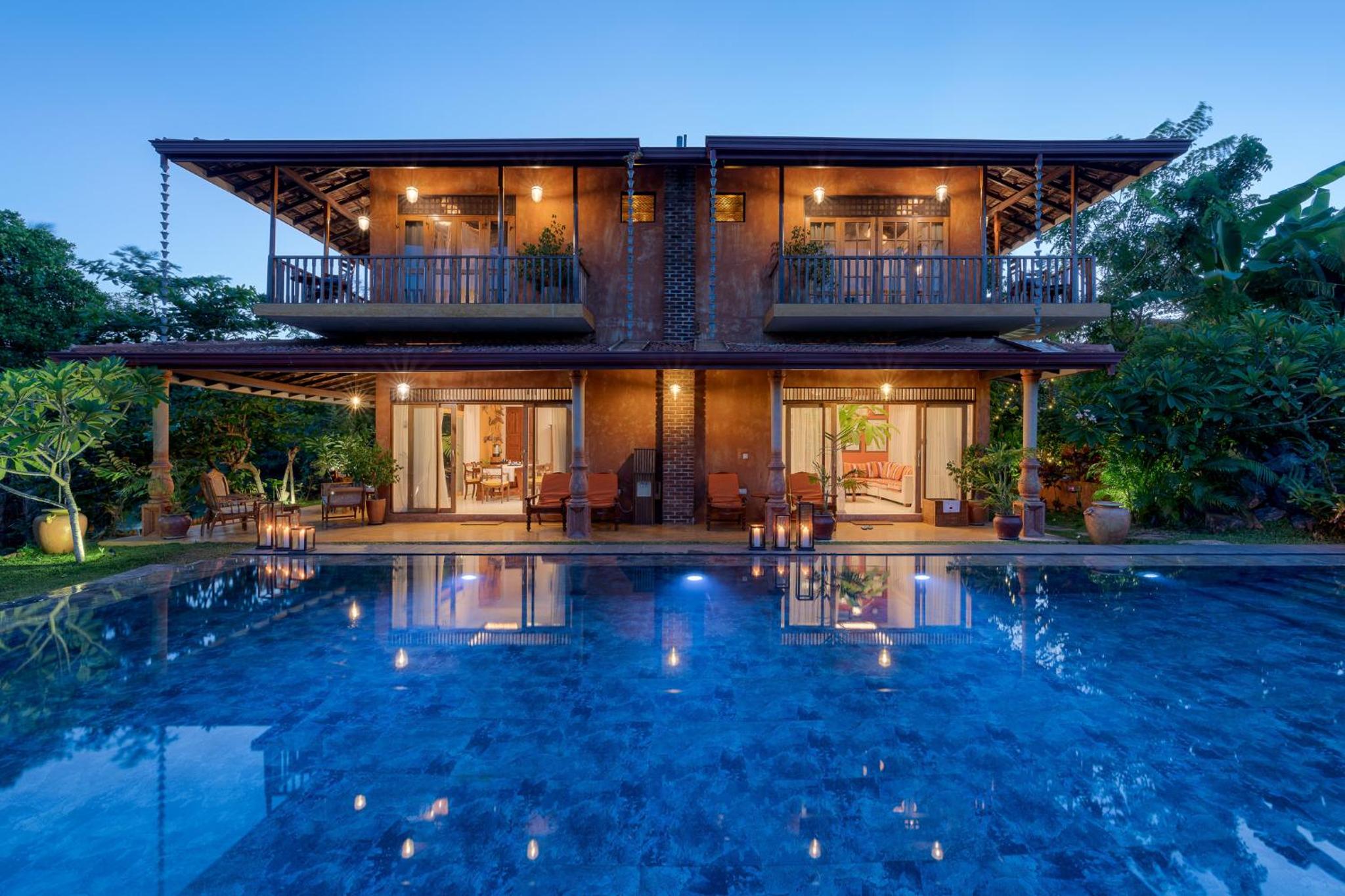 D Canal House