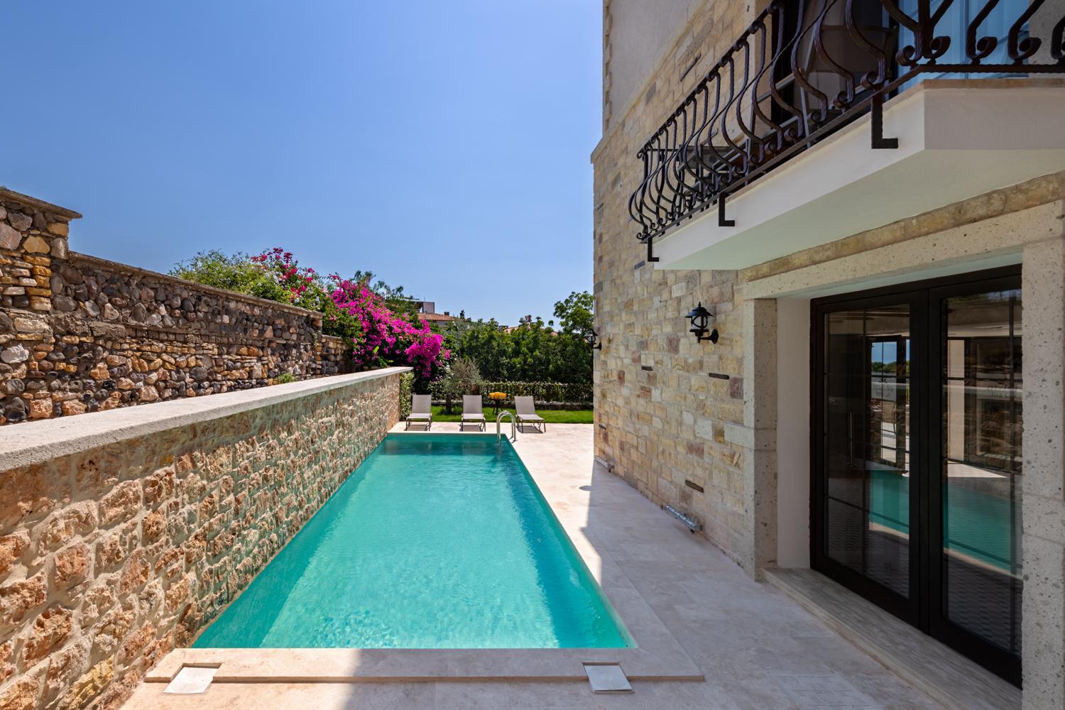 Atrium Taş Otel - Image 19