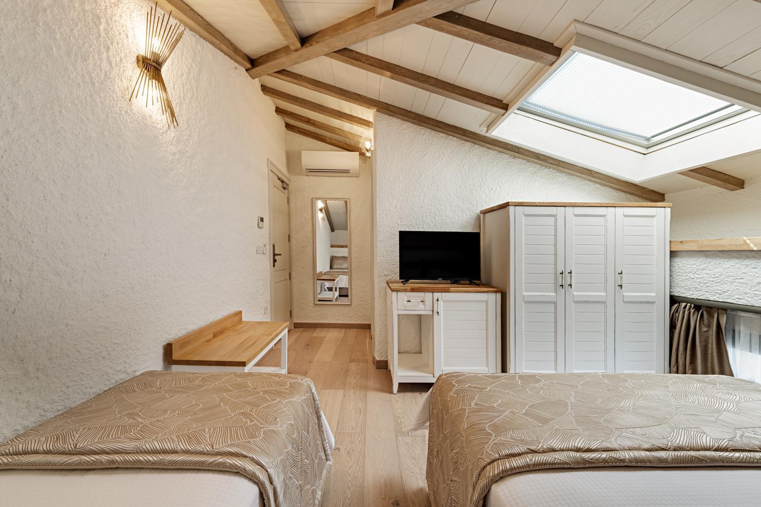 Atrium Taş Otel - Image 24