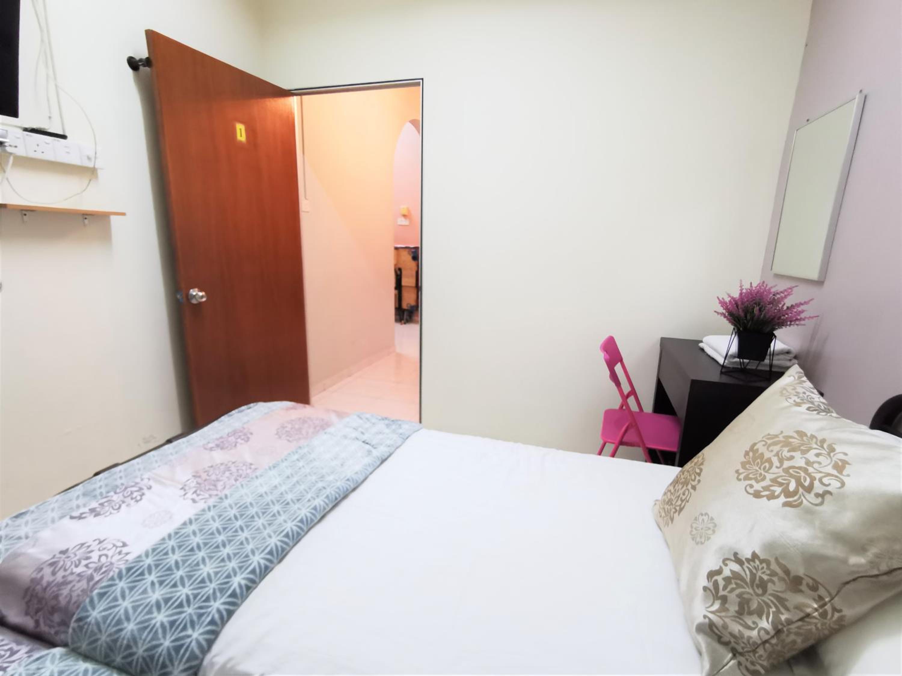 Warni Villa 8 Whole Or Room