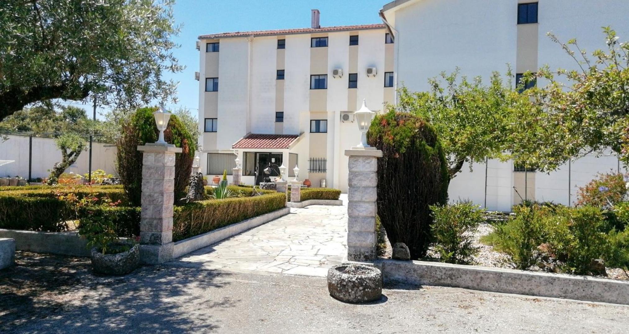 Hotel Mateus - Image 1