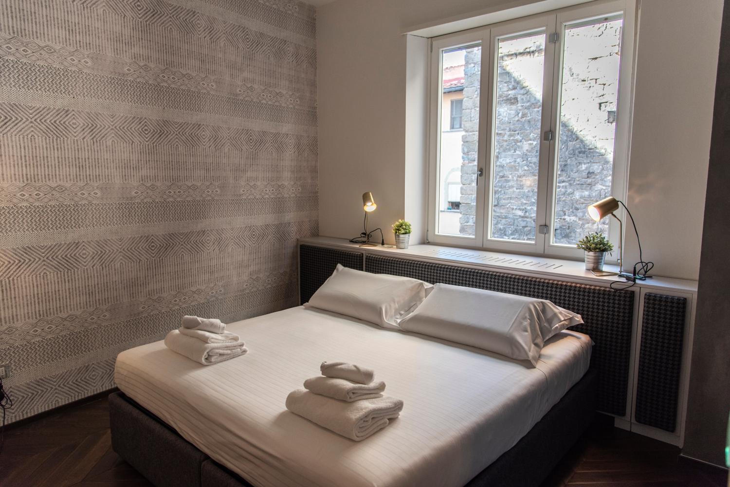 PONTE VECCHIO LUXURY AND STYLISH APARTMENT photo 4