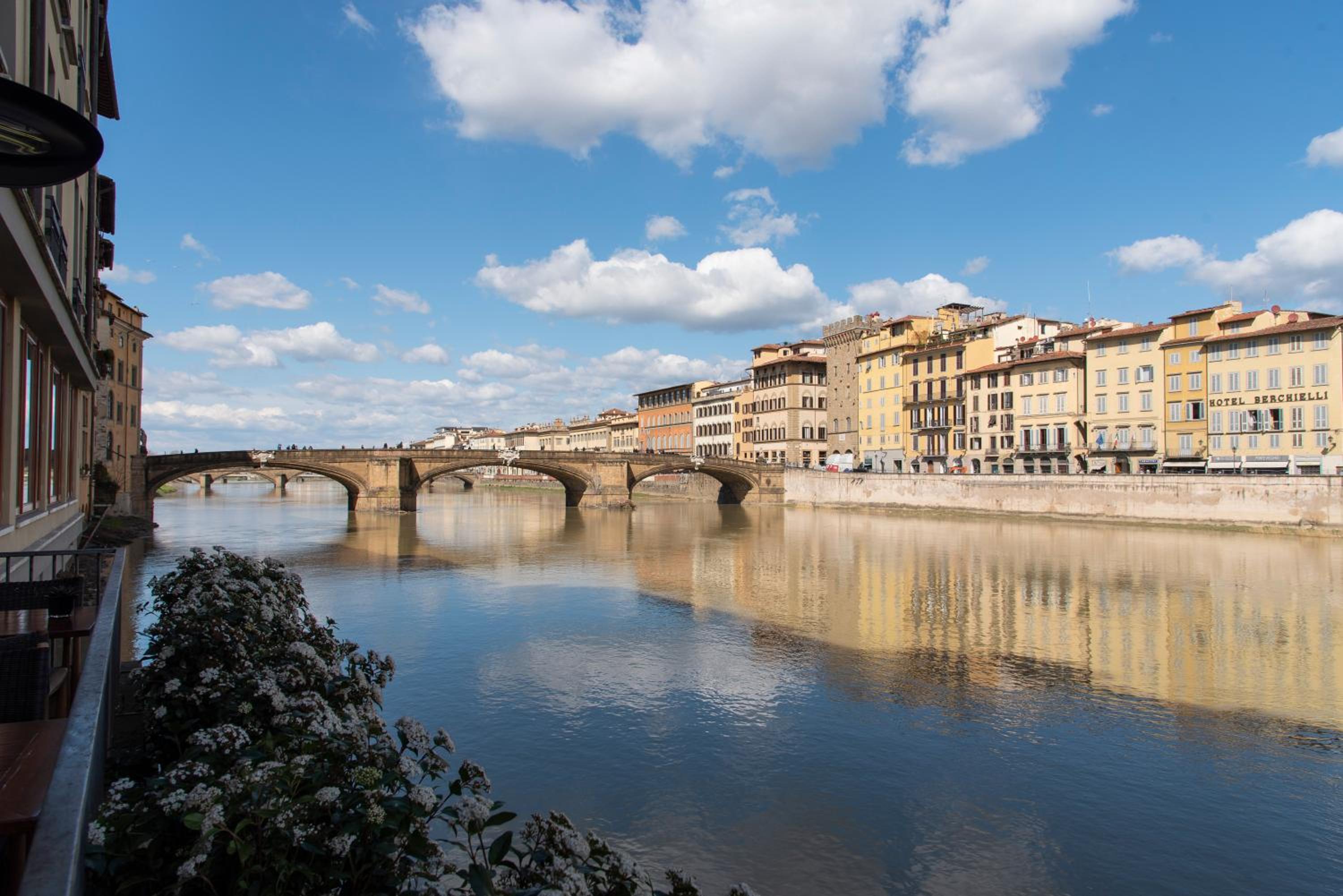 PONTE VECCHIO LUXURY AND STYLISH APARTMENT photo 5
