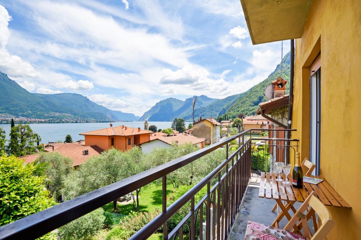 Casa Carla - cozy Apartment with garden -8 km to Bellagio! view 3