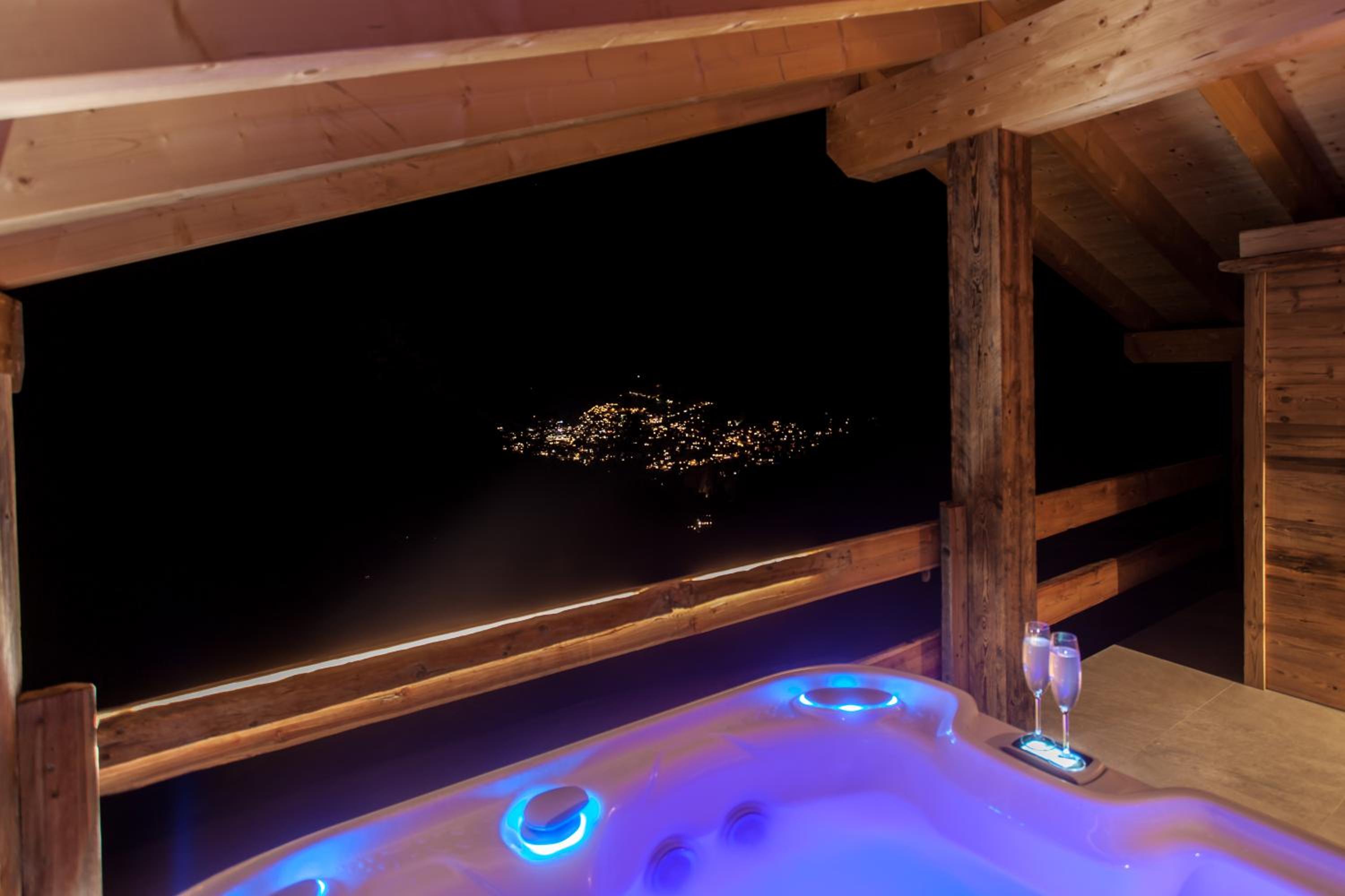 Mountain Chalet 4 You only for 2, private wellness, for a romantic honeymoon view 3