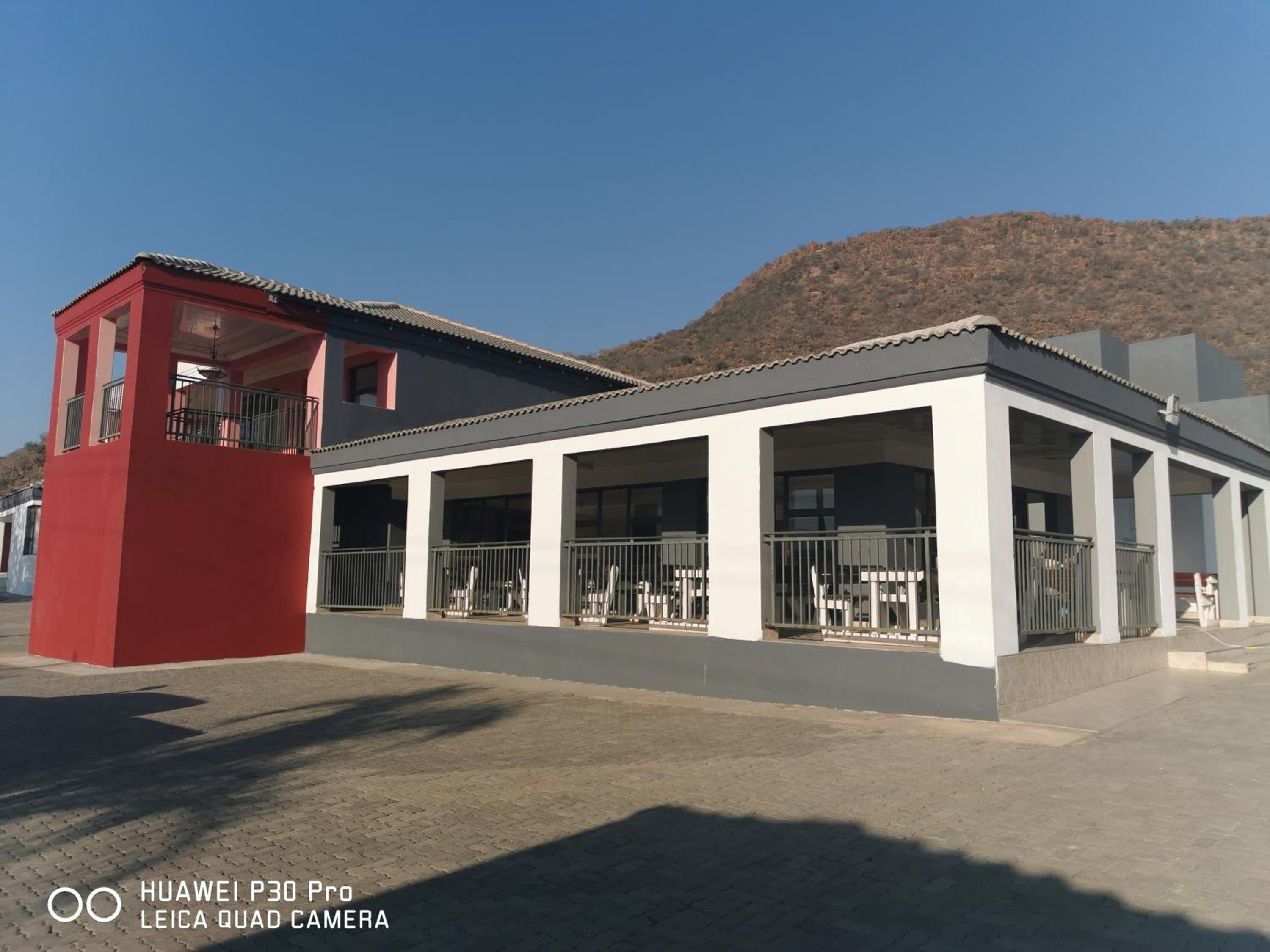 Dehoop Luxury Lodge view 5