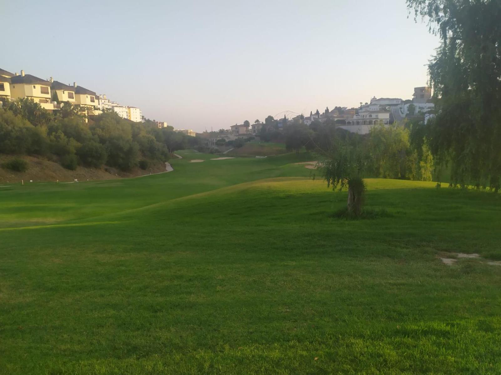 VILLA RIVIERA CON PISCINA PRIVADA JUNTO AL CAMPO DE GOLF view 2