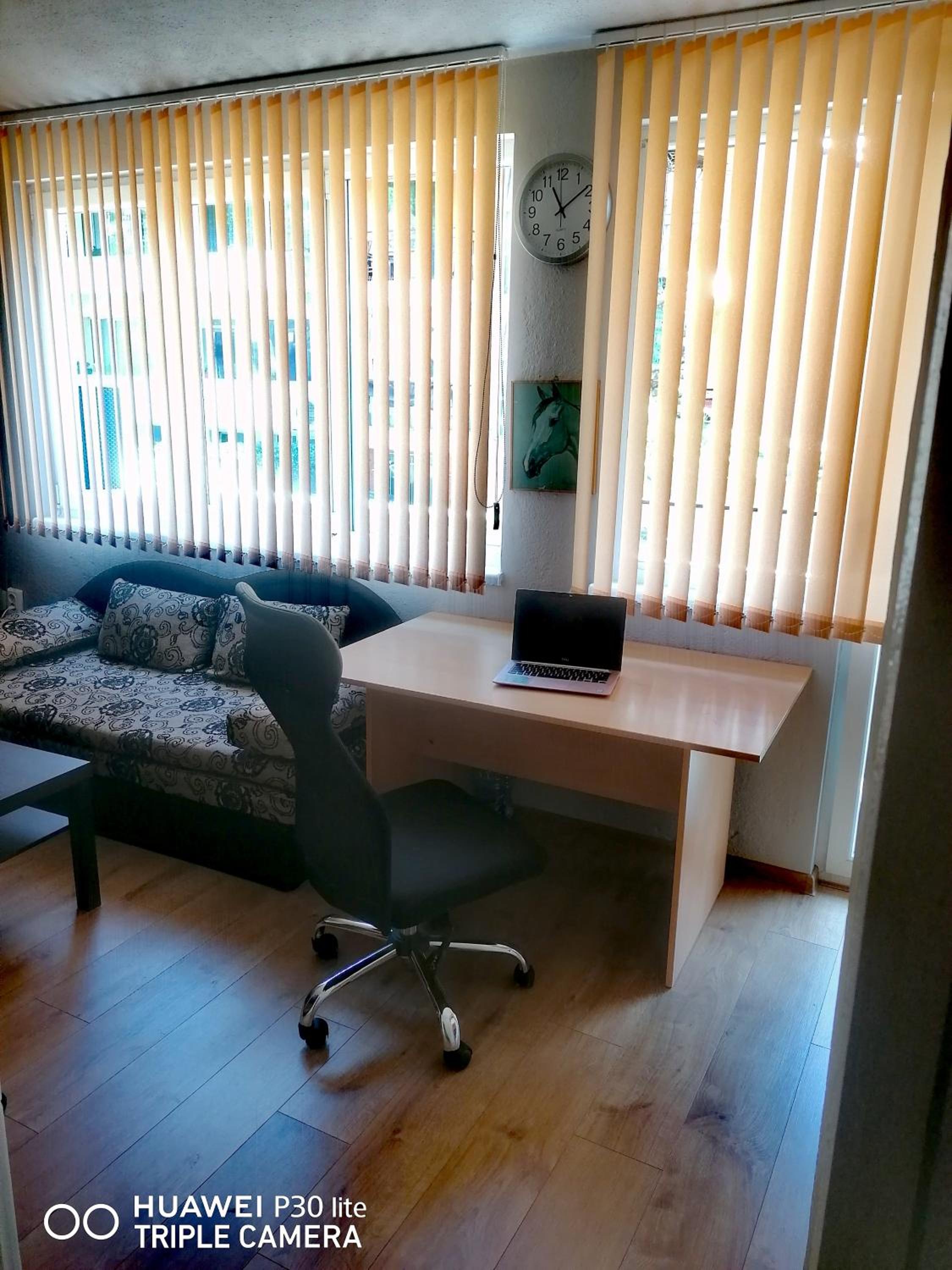 Comfort getaway studio view 2