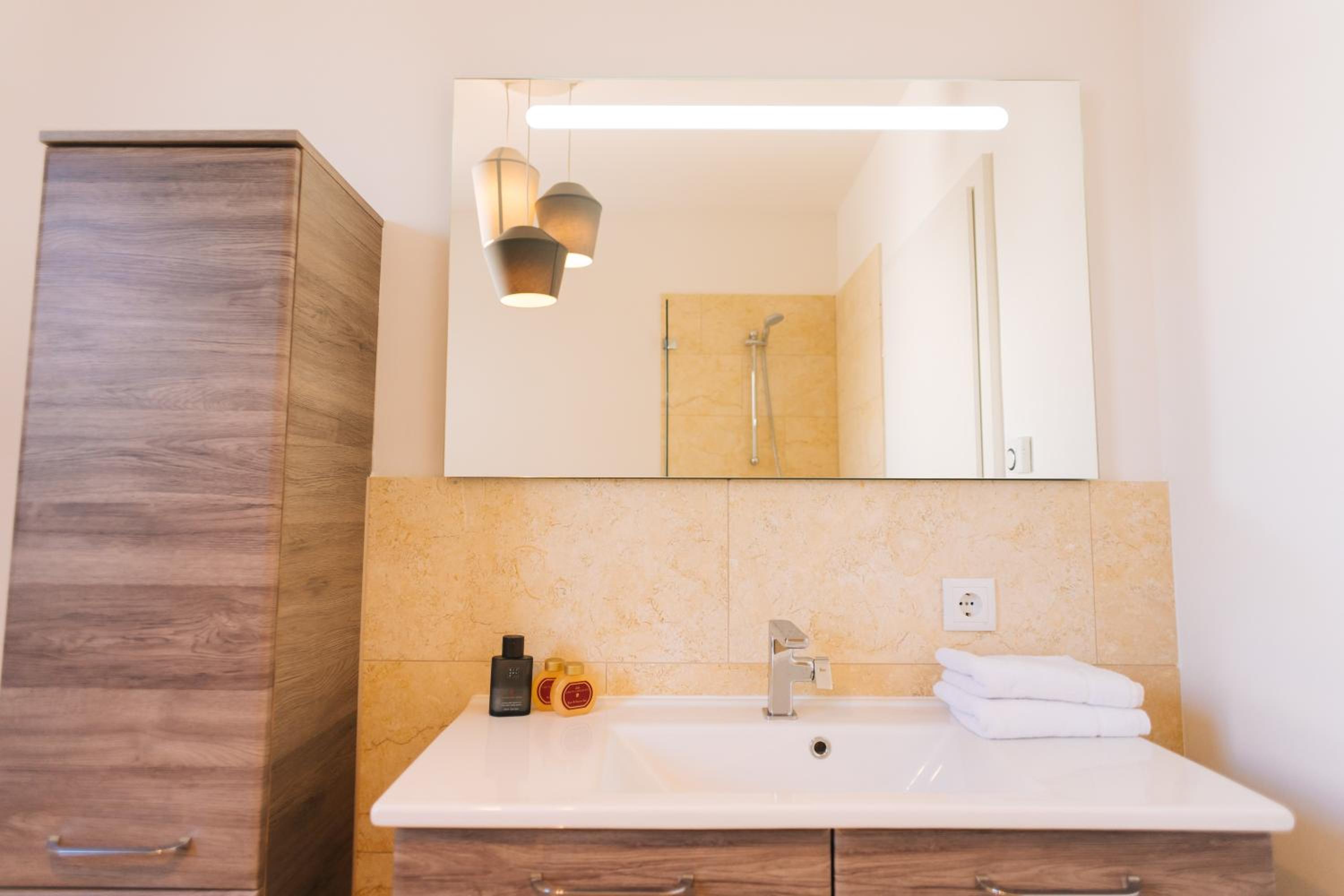 Wave Penthouses