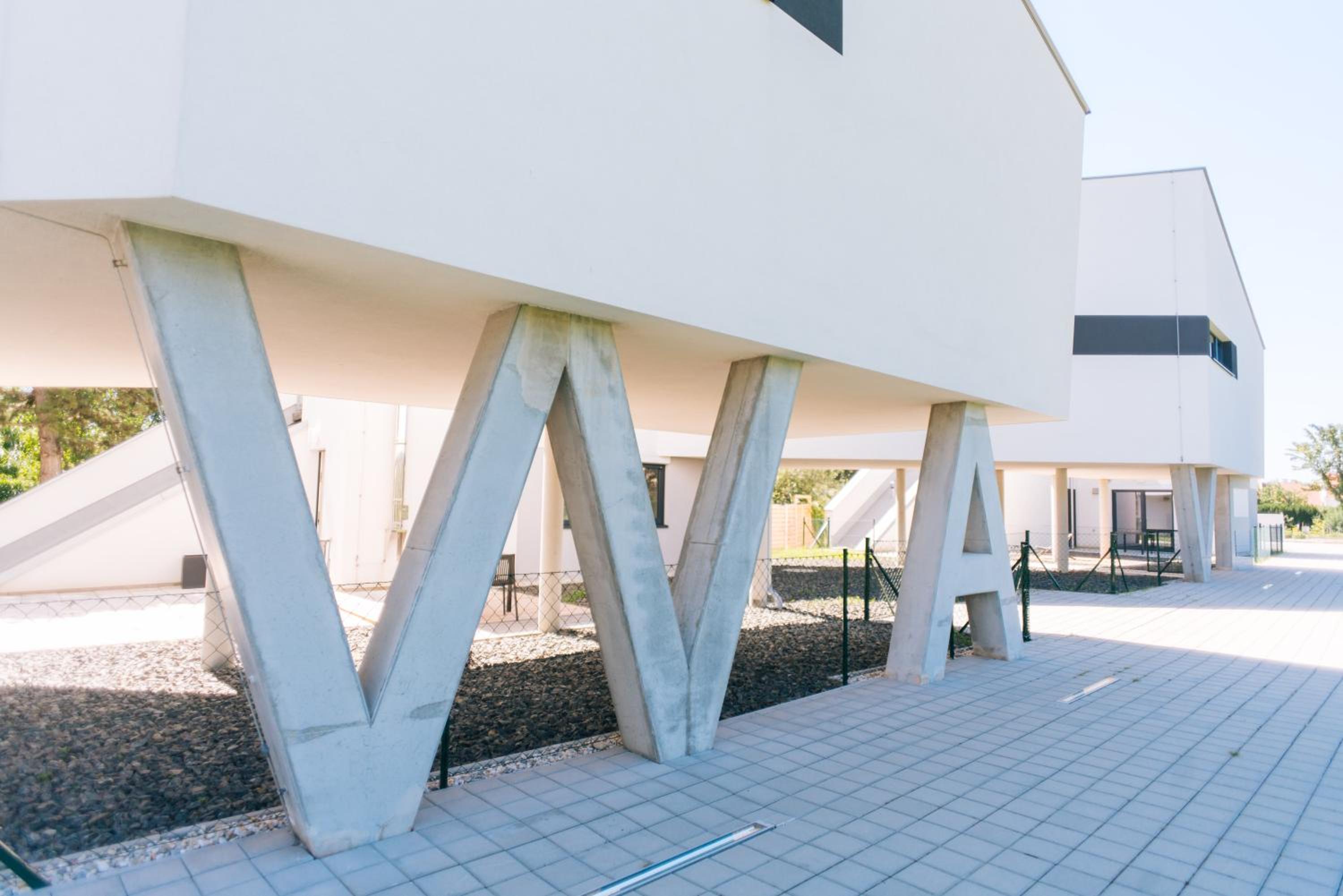 Wave Penthouses