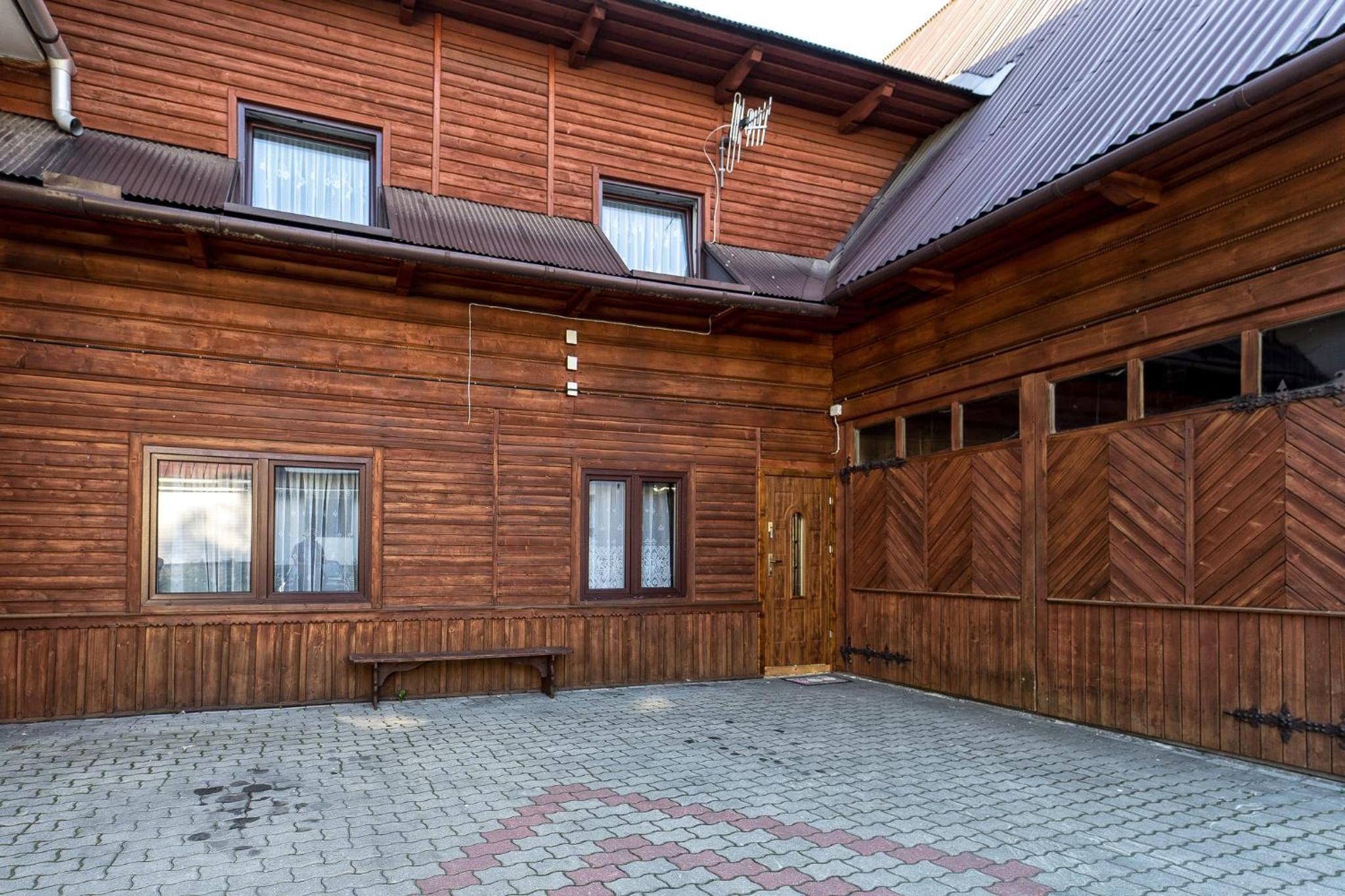 Photo 33
