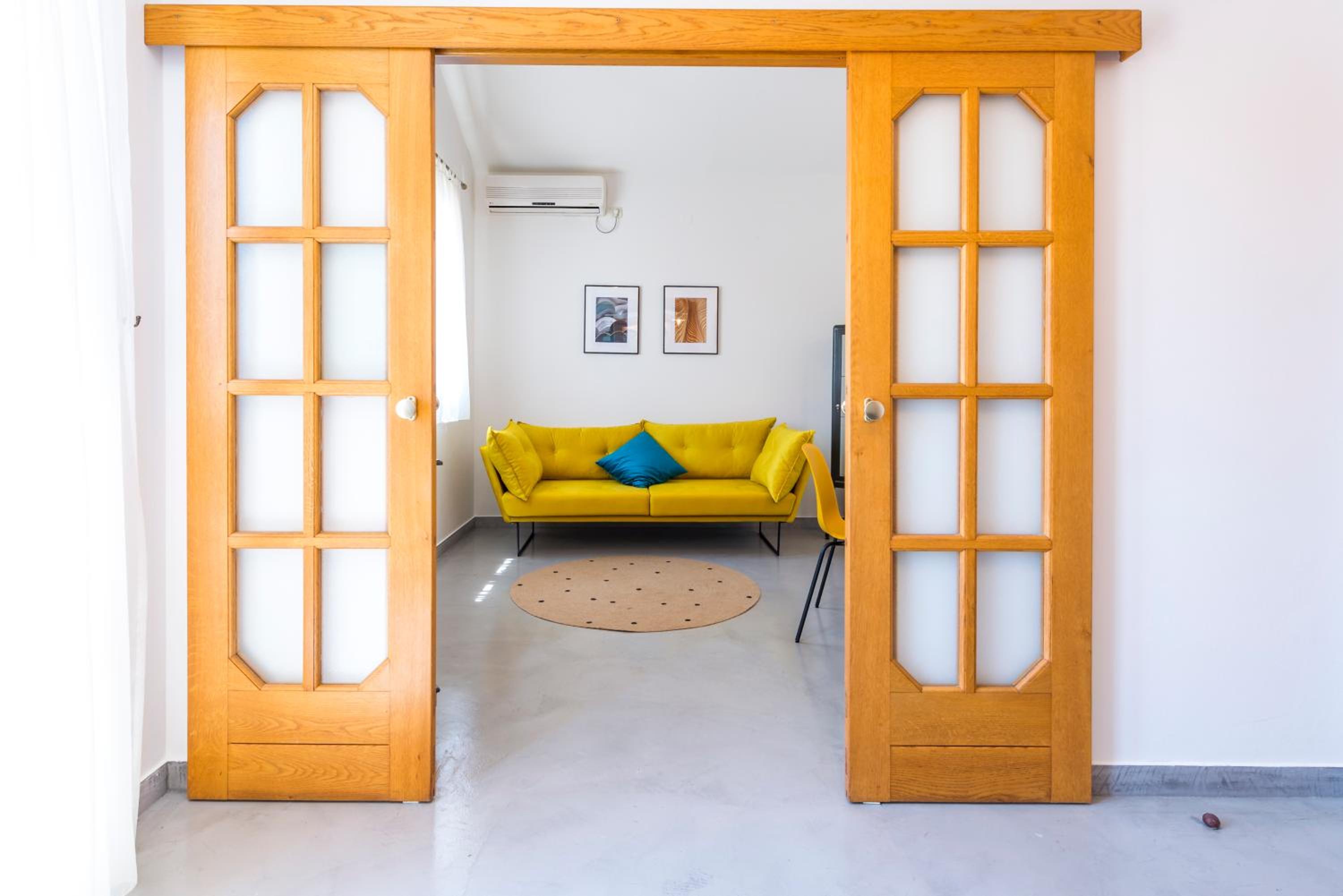 Couple getaway apartments