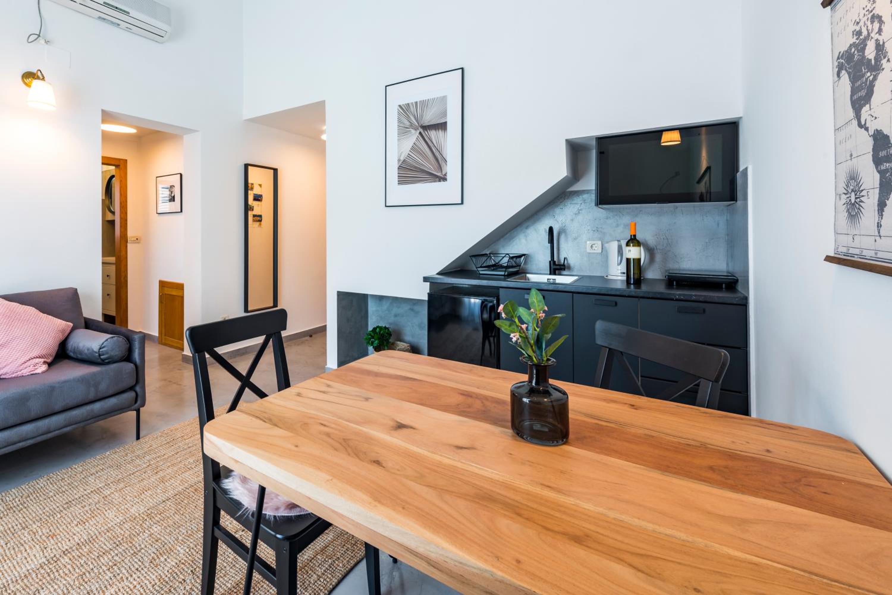 Couple getaway apartments