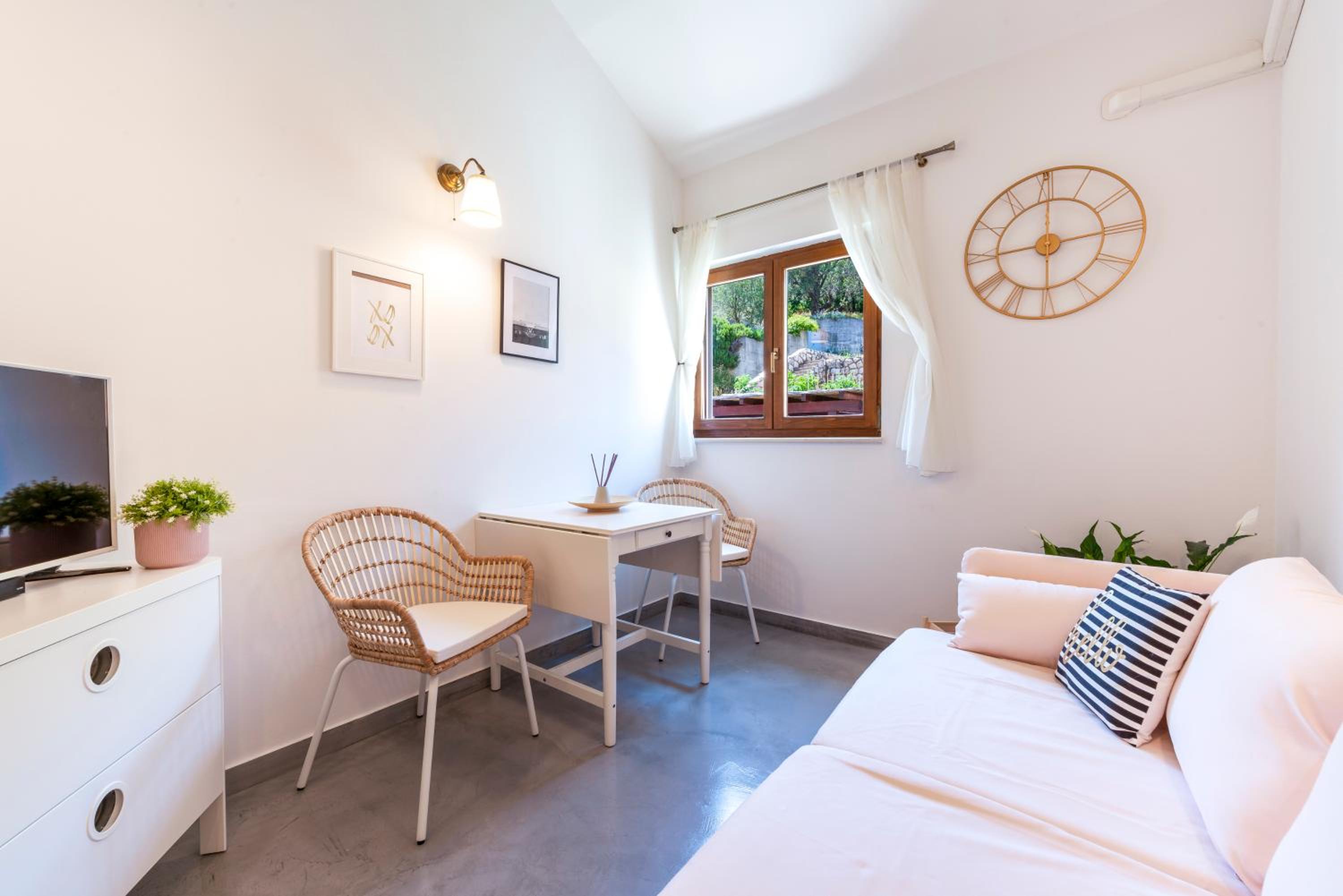 Couple getaway apartments