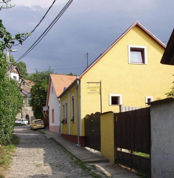 Zách Klára utcai Apartman view 3