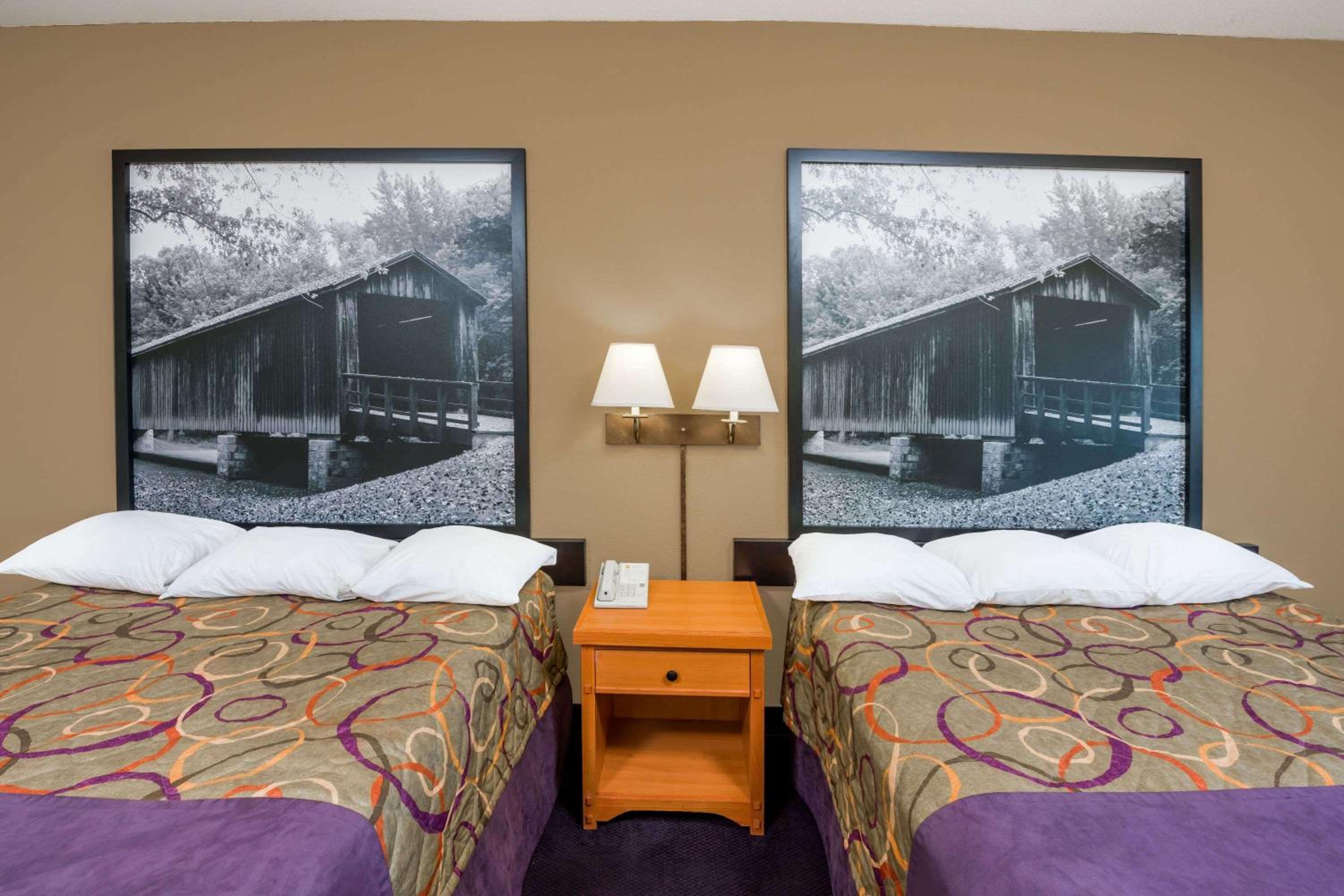 Columbia Vacations - Super 8 by Wyndham Columbia East - Property Image 27
