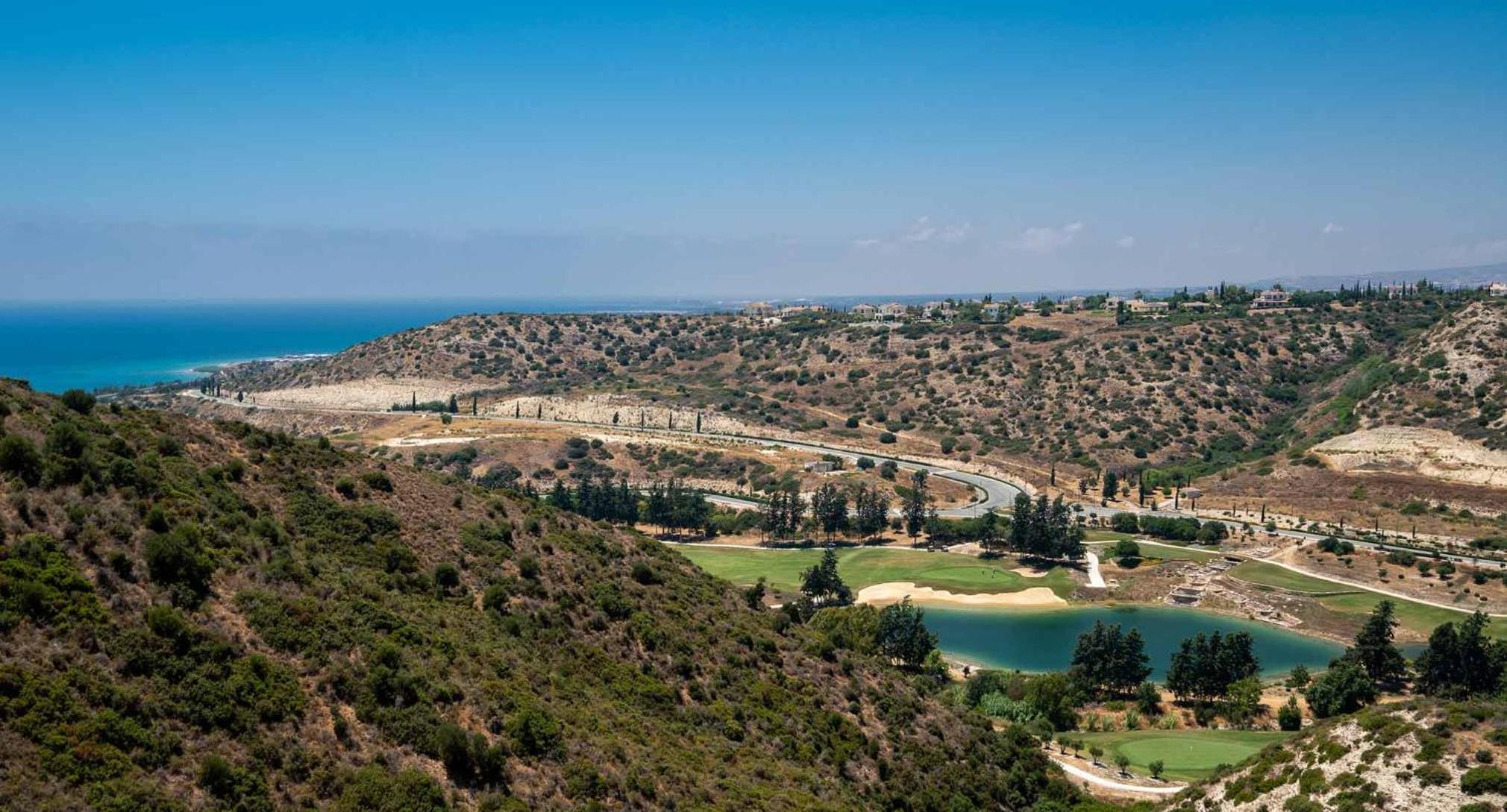 3 bedroom Villa Melandra with private pool and sea views, Aphrodite Hills Resort