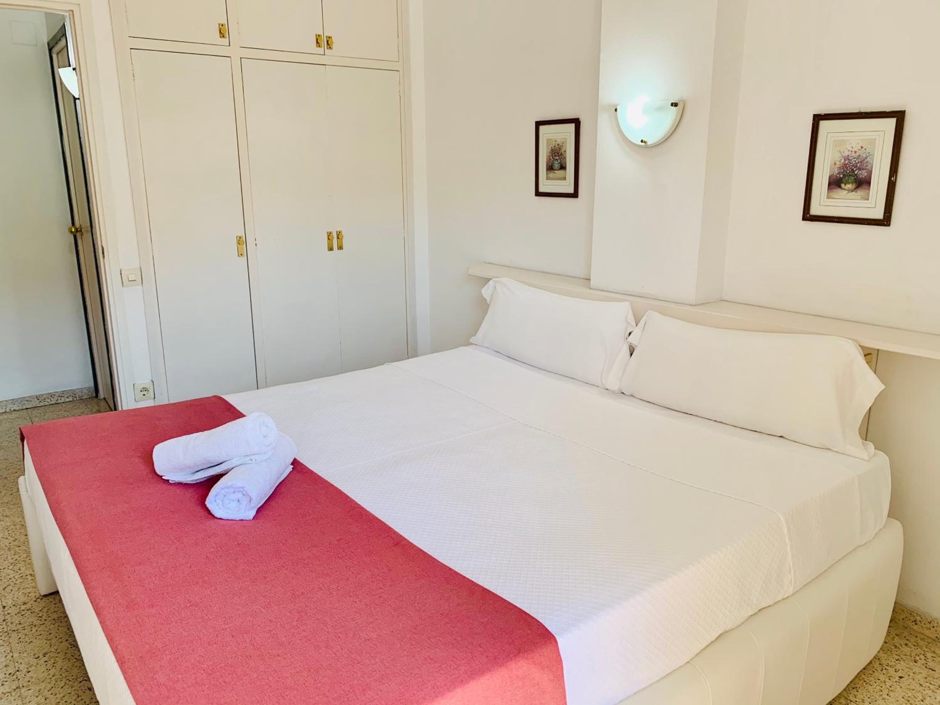 Eva Aparthotel