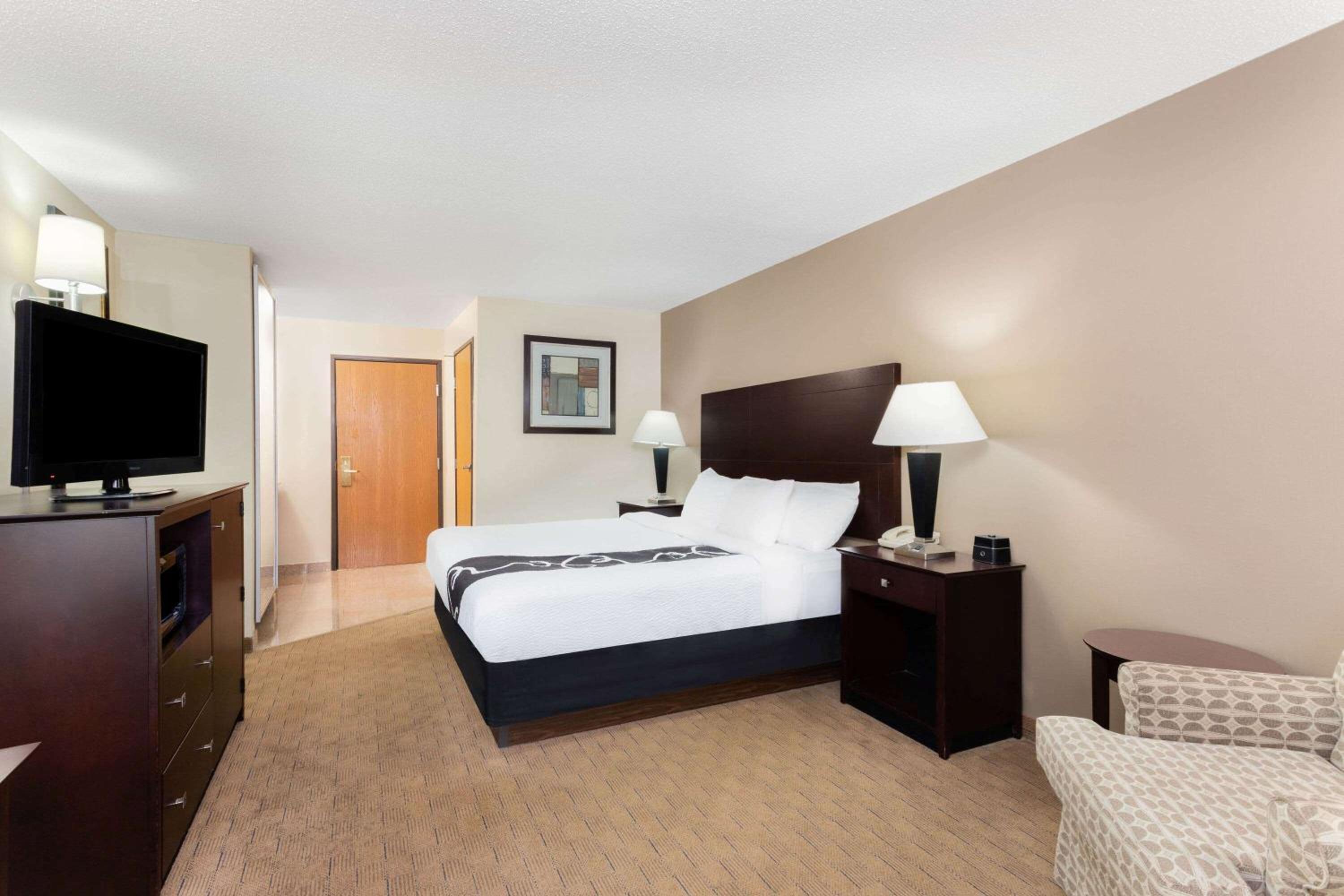 Crawfordsville Vacations - La Quinta by Wyndham Frankfort - Property Image 3