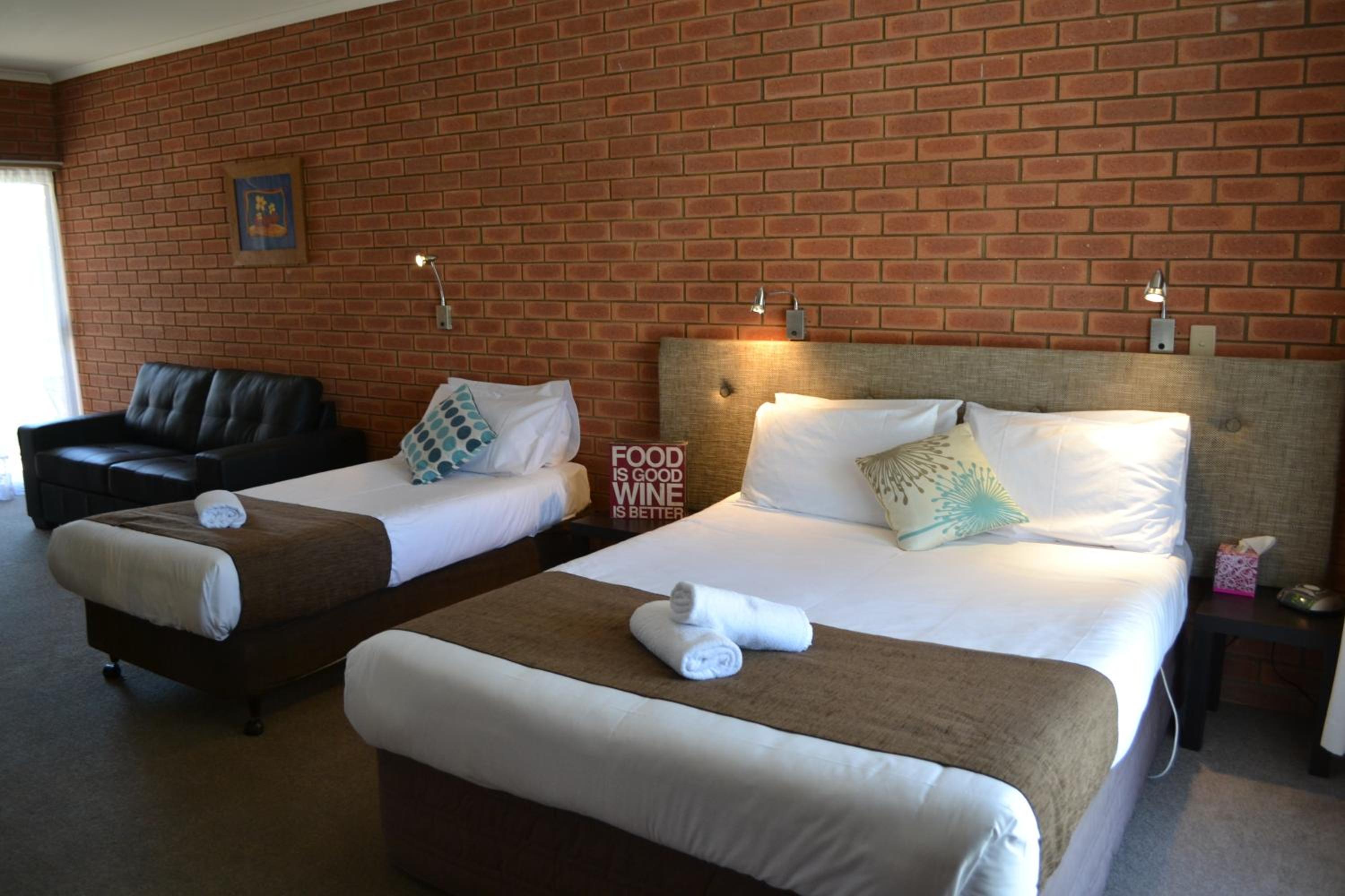 Ashleigh Court Motor Inn