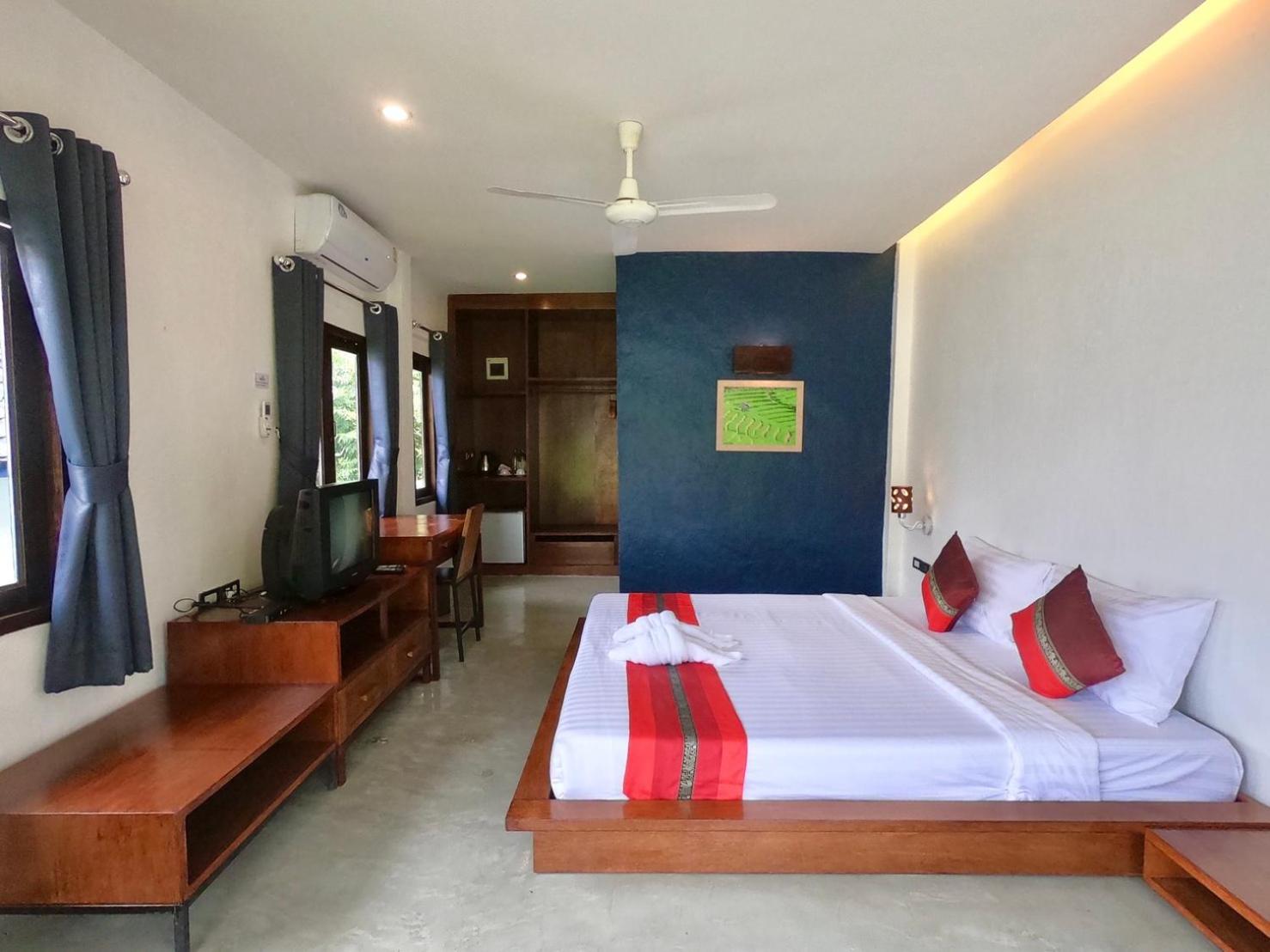 Diamond Village Pai