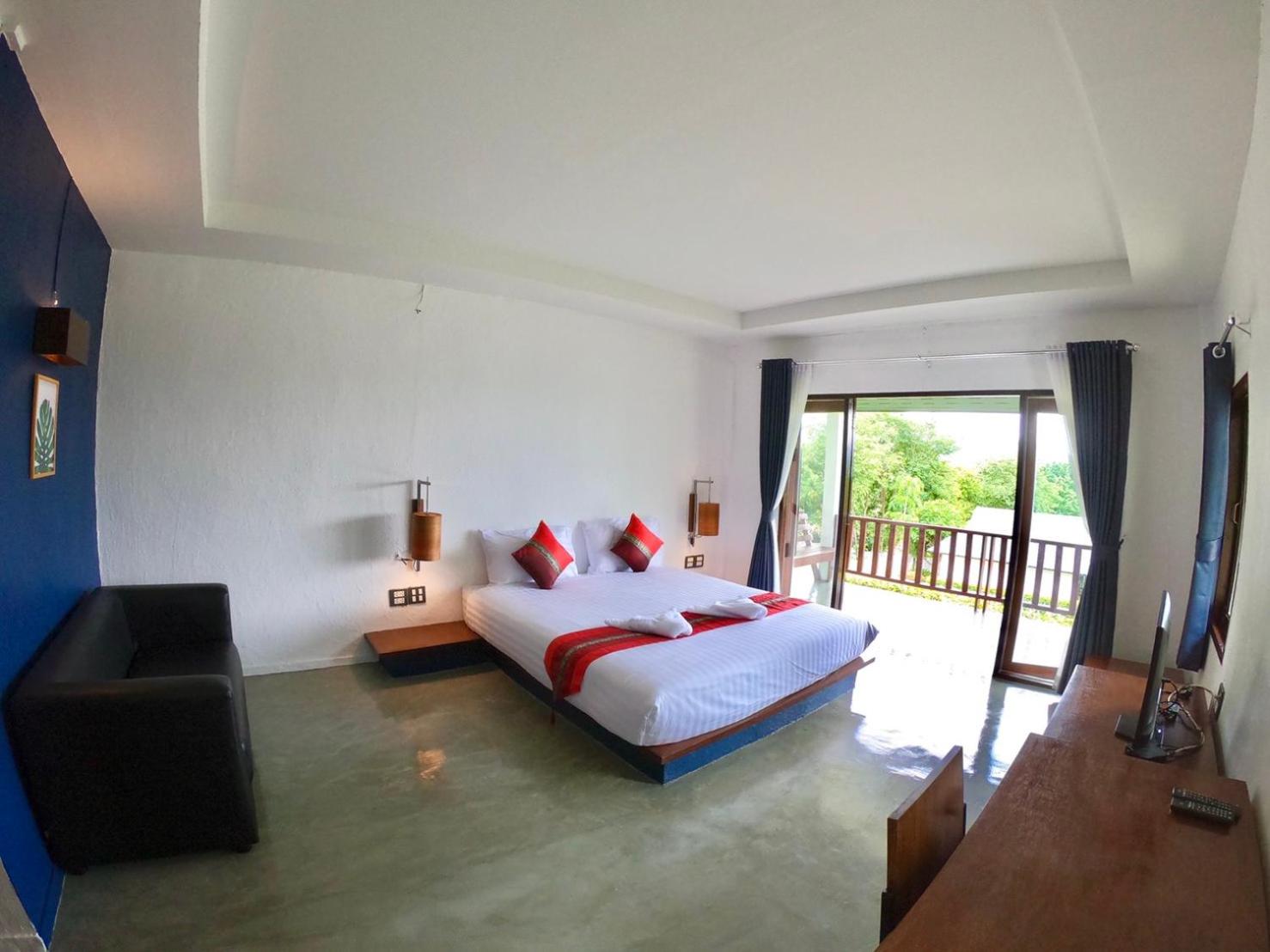 Diamond Village Pai