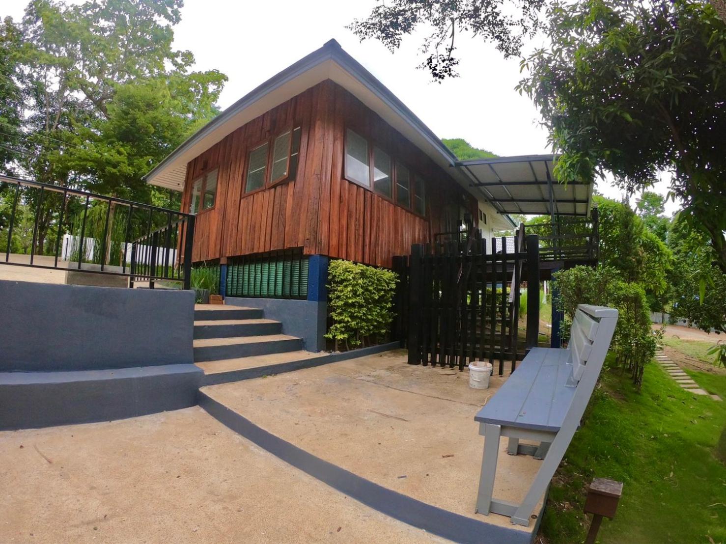 Diamond Village Pai