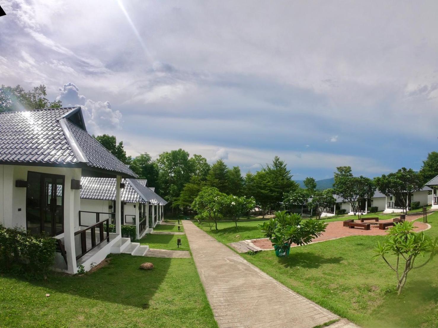 Diamond Village Pai