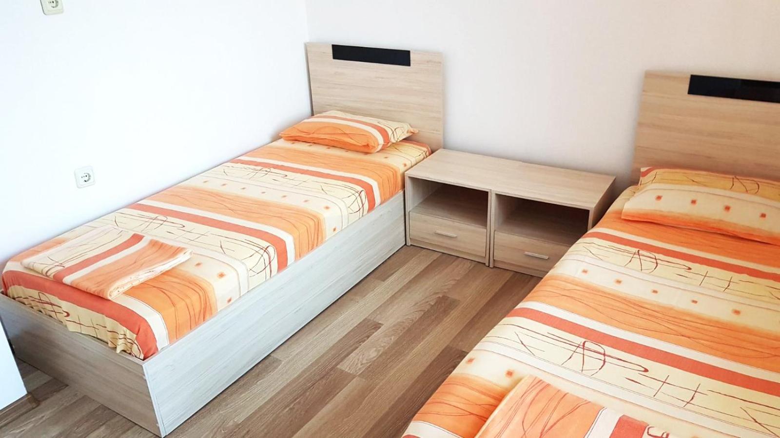 Kirovi House - guest rooms