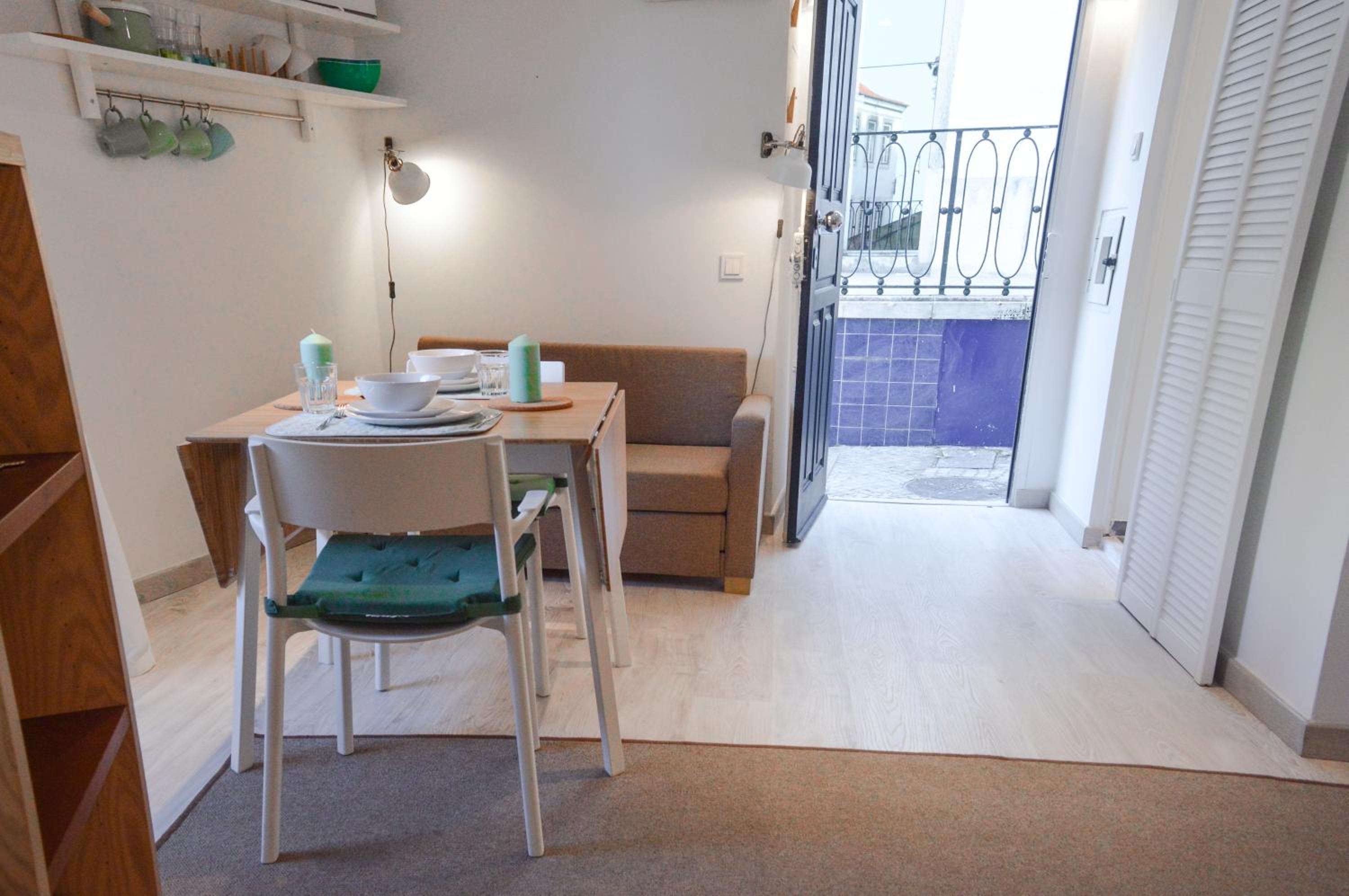 Alfama Loft, Santa Apolonia view 5