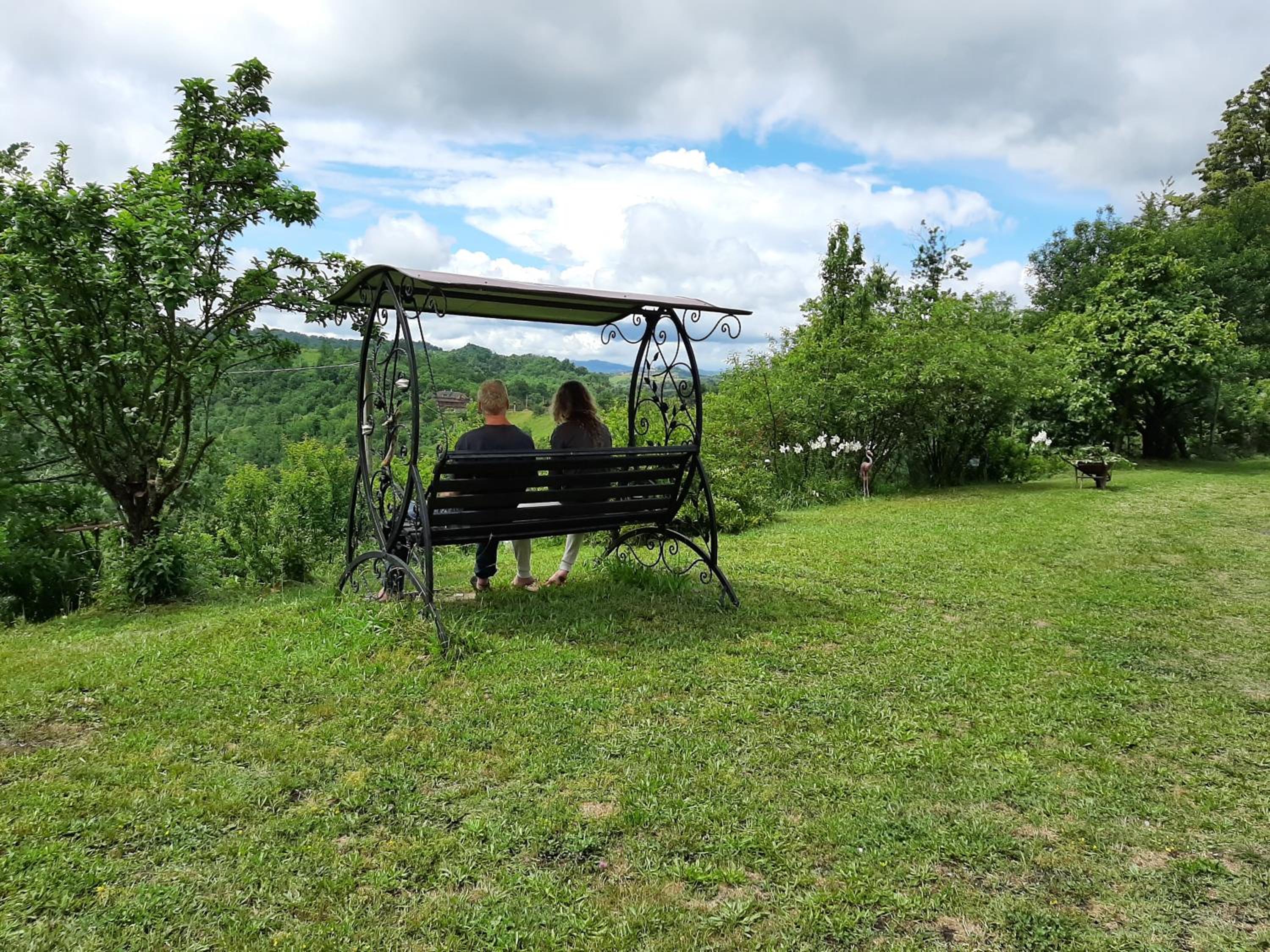 Moto Pareto B&B view 5