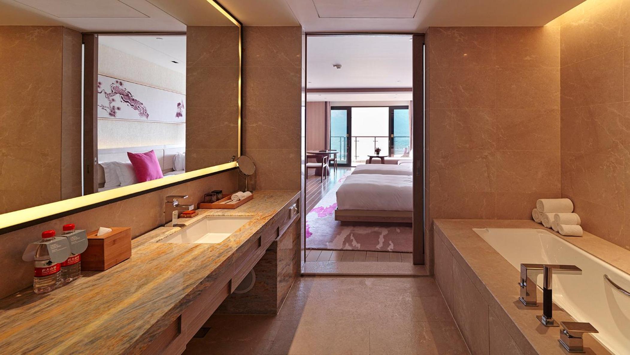 Crowne Plaza Ningbo Xiangshan Sea View by IHG